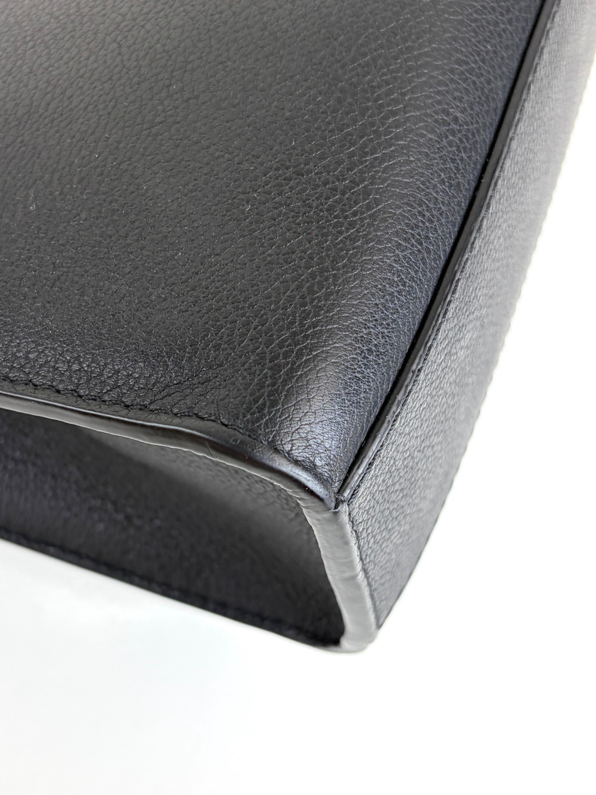 Louis Vuitton Black soft grained calfskin My Lock me Chain Bag