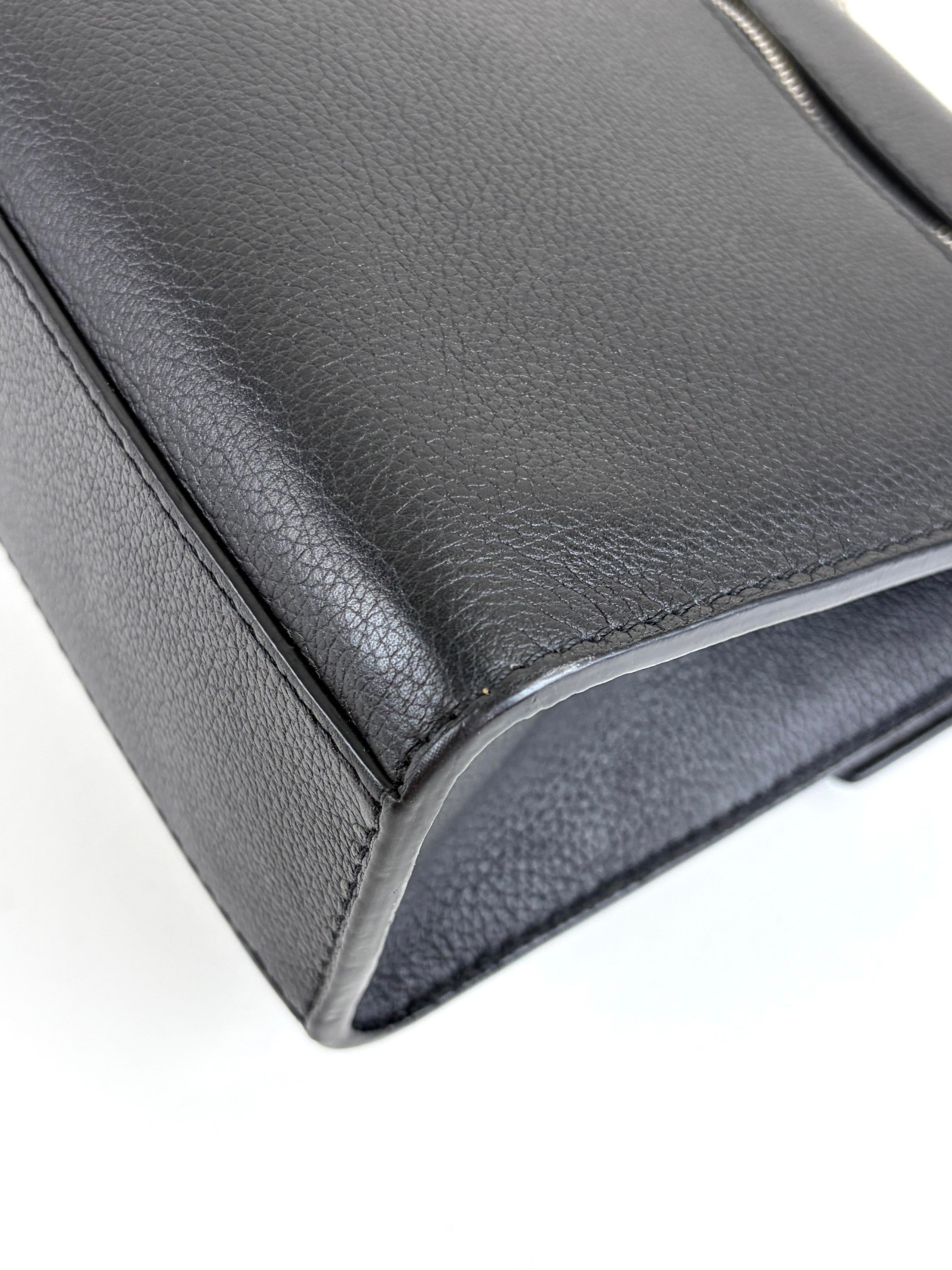 Louis Vuitton Black soft grained calfskin My Lock me Chain Bag