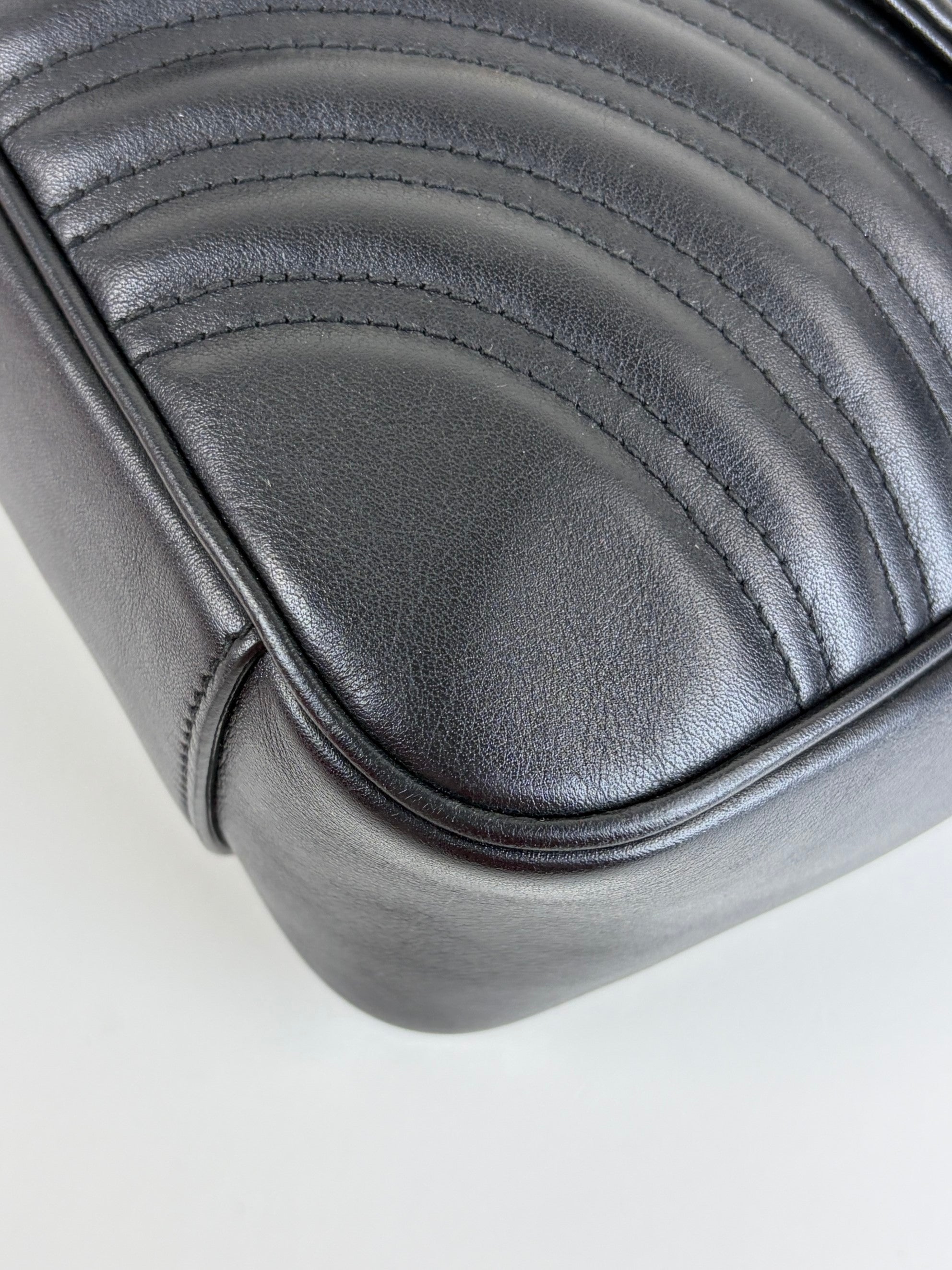 Gucci Black gg Marmont medium Shoulder Bag