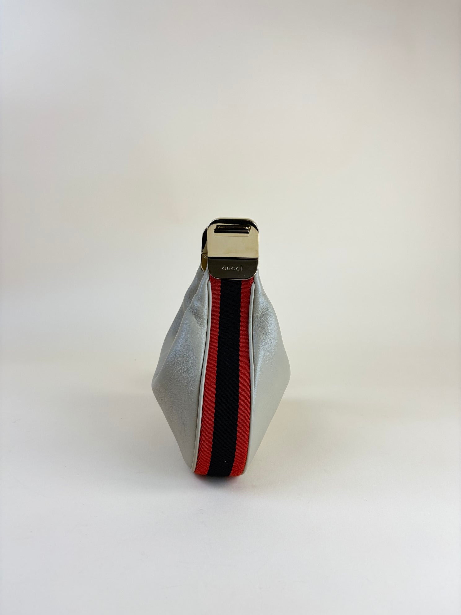 GUCCI Aira attaché small beige shoulder bag with canvas strap and leather strap