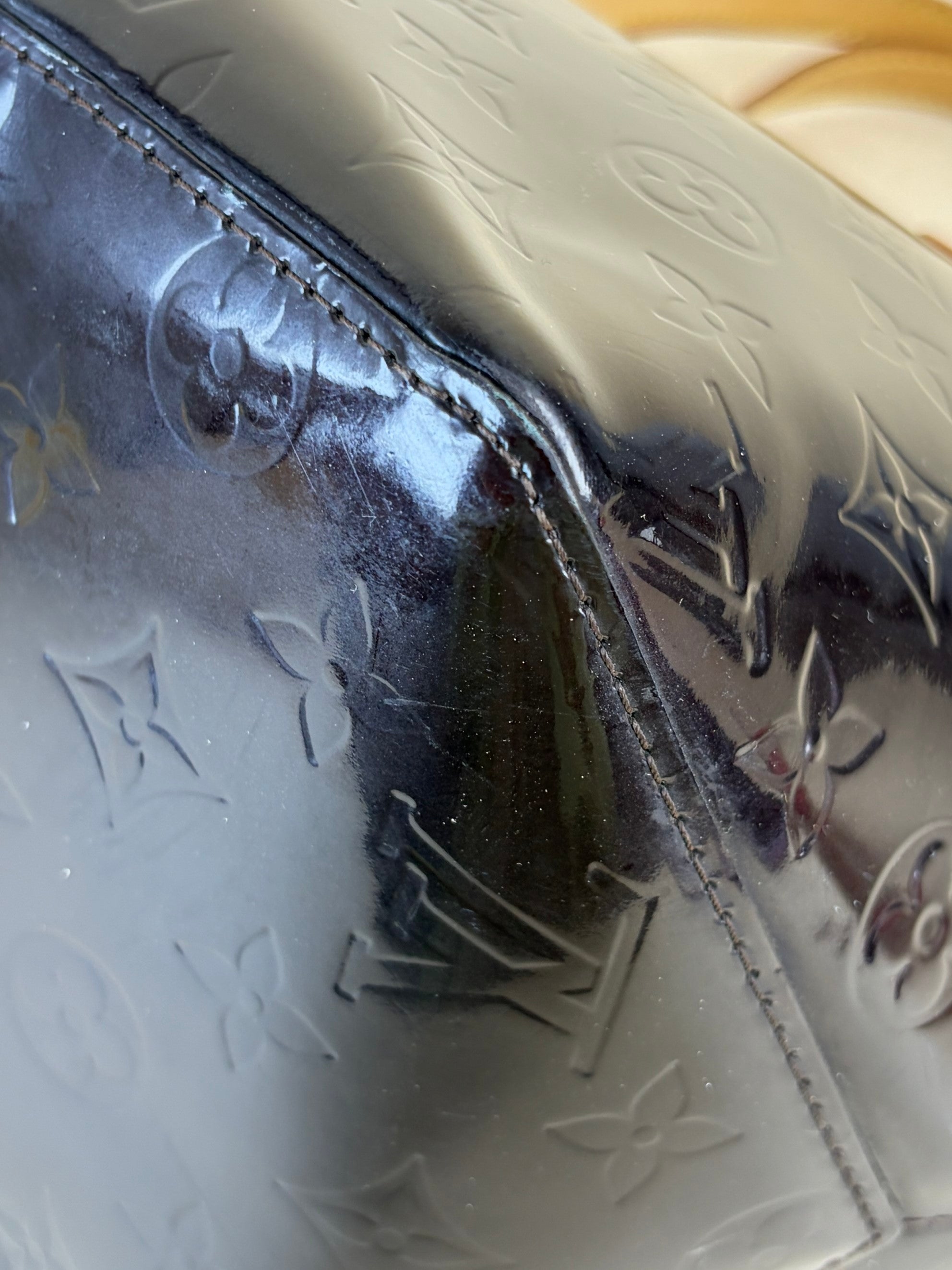 Louis Vuitton Amarante Monogram Vernis Bellevue Tote Bag