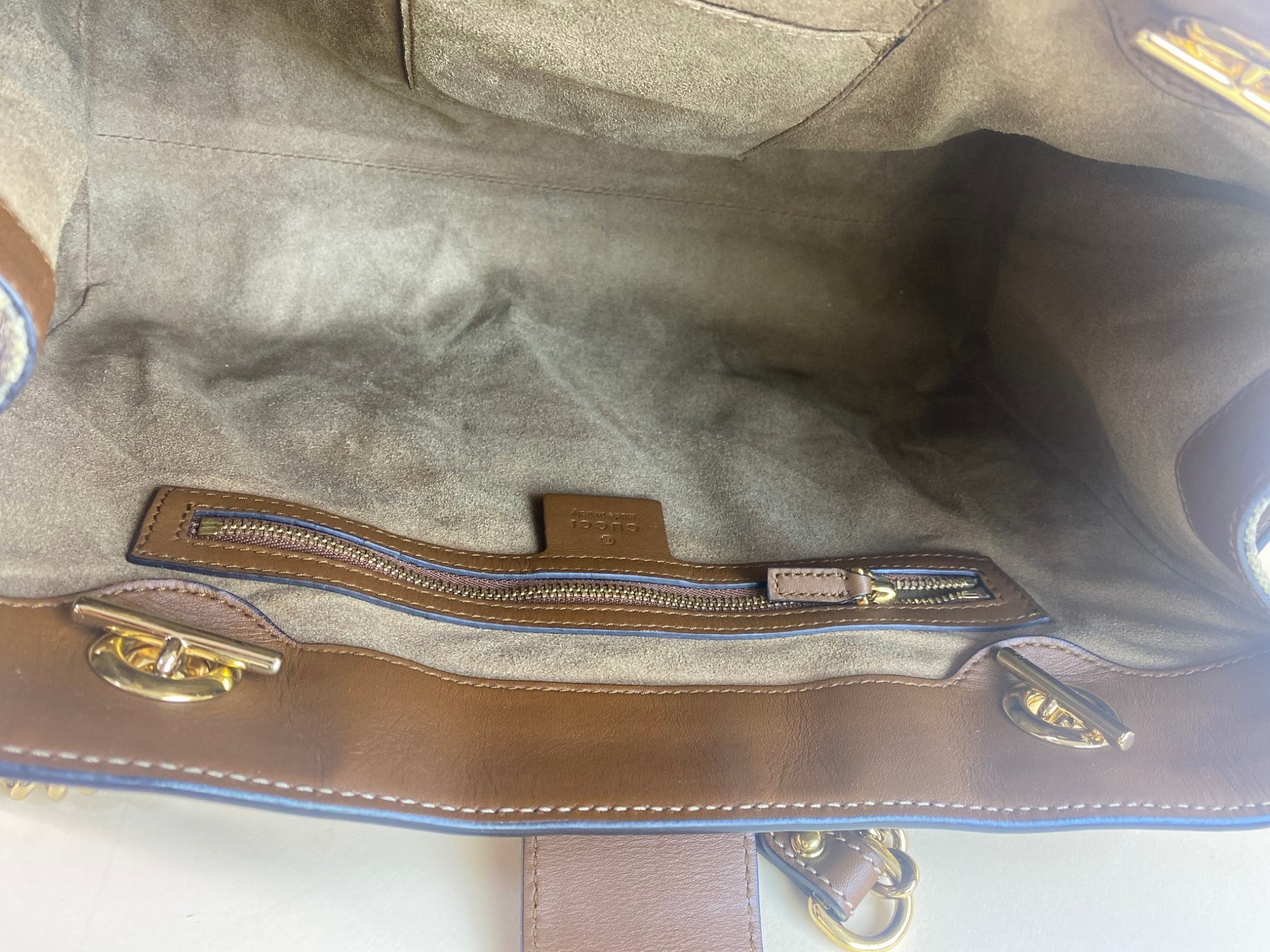 Gucci Bicolor GG Supreme medium padlock tote bag