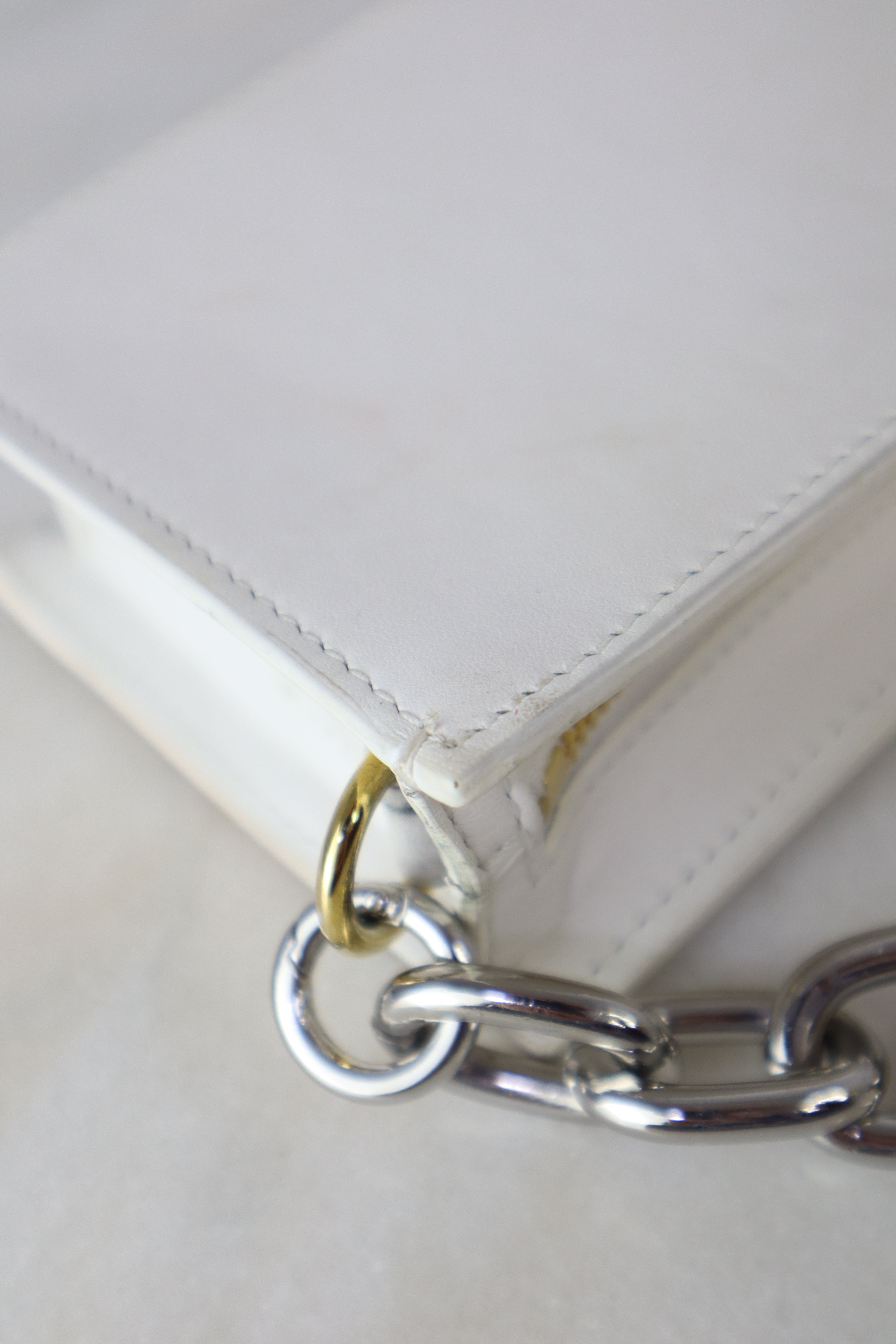 Jacquemus White Le Ciuciu Chain Shoulder Bag-handbag-Jacquemus-The Closet Egypt
