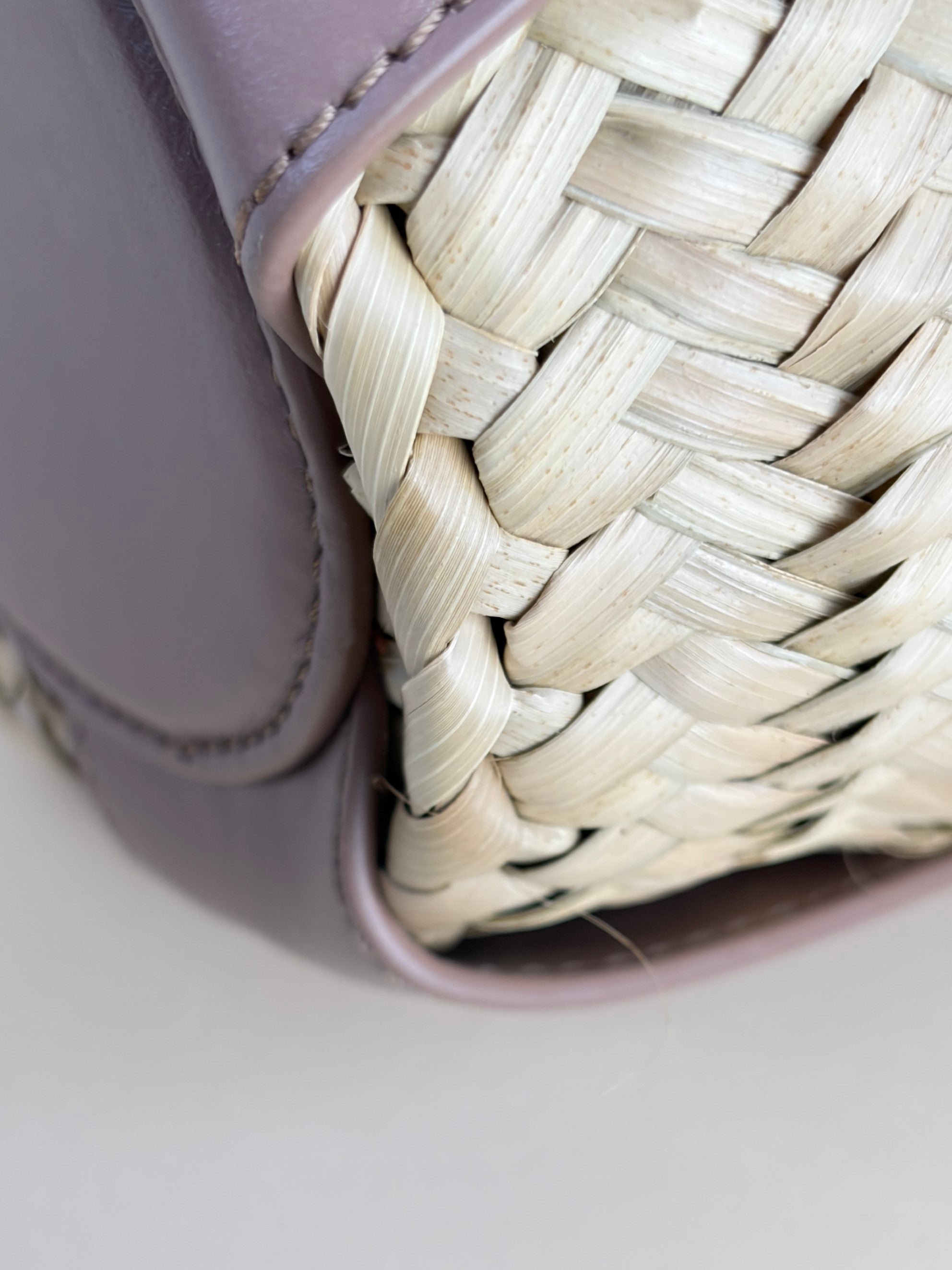 Chloe pink smooth calfskin small sense raffia basket bag
