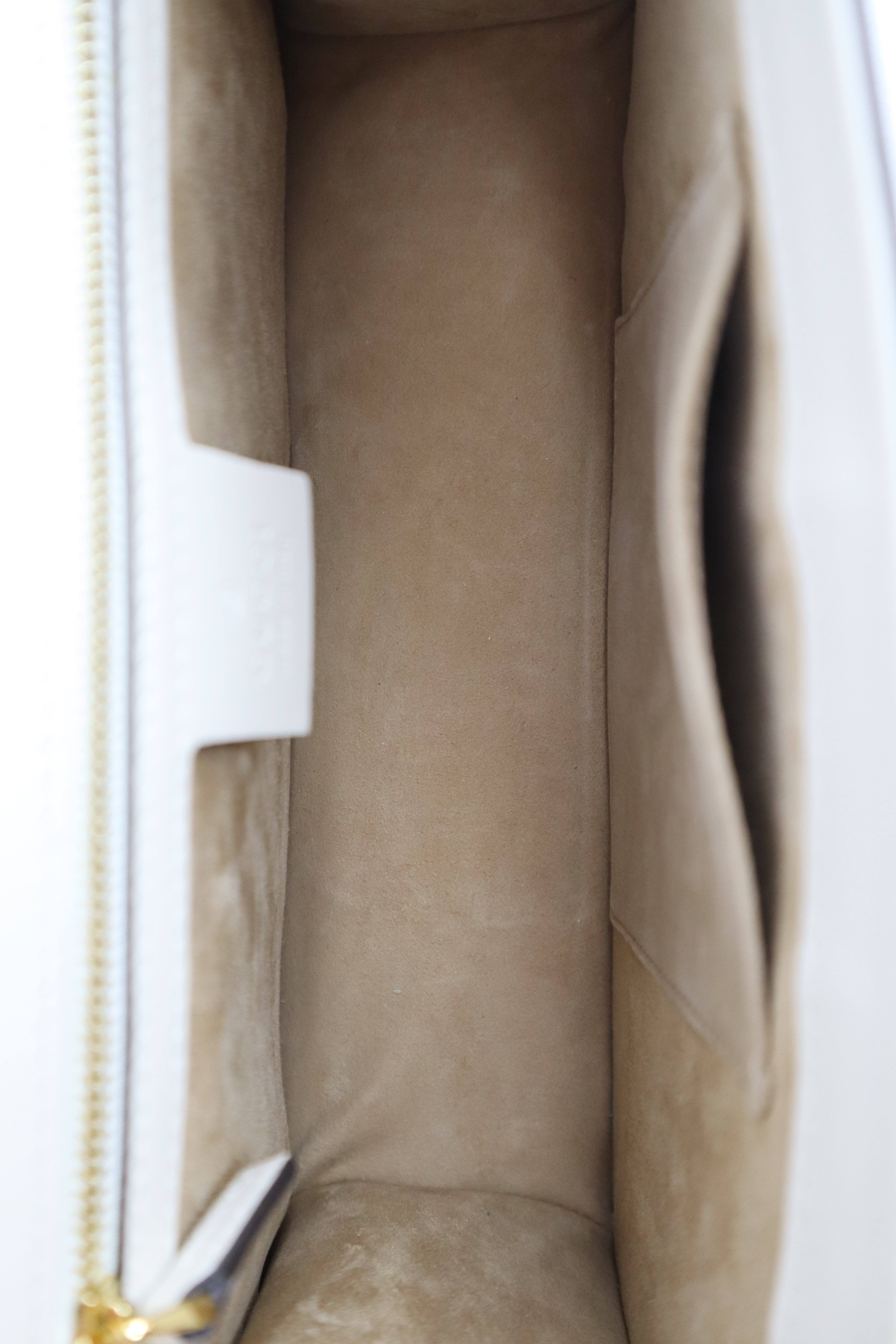 Gucci Off White Sylvie Small Shoulder Bag