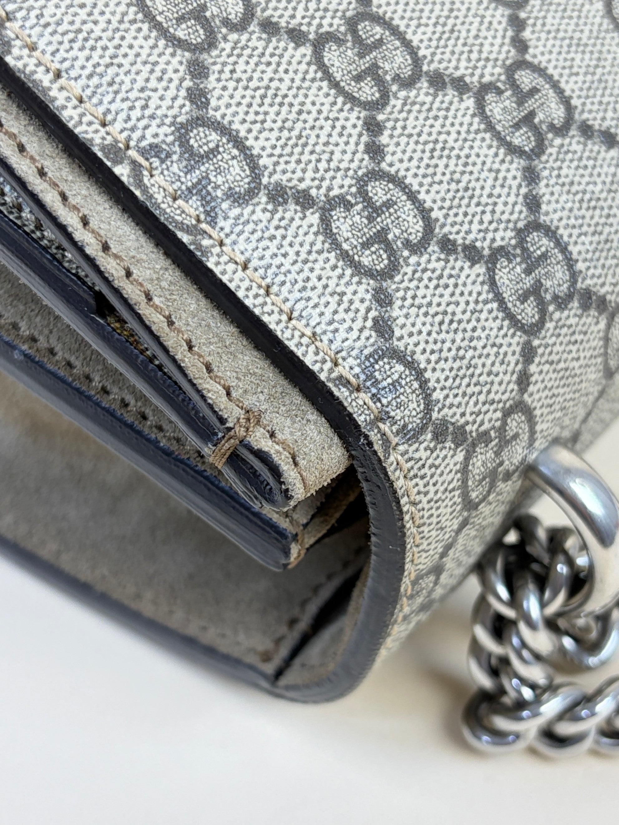 Gucci dionysus medium gg supreme shoulder bag