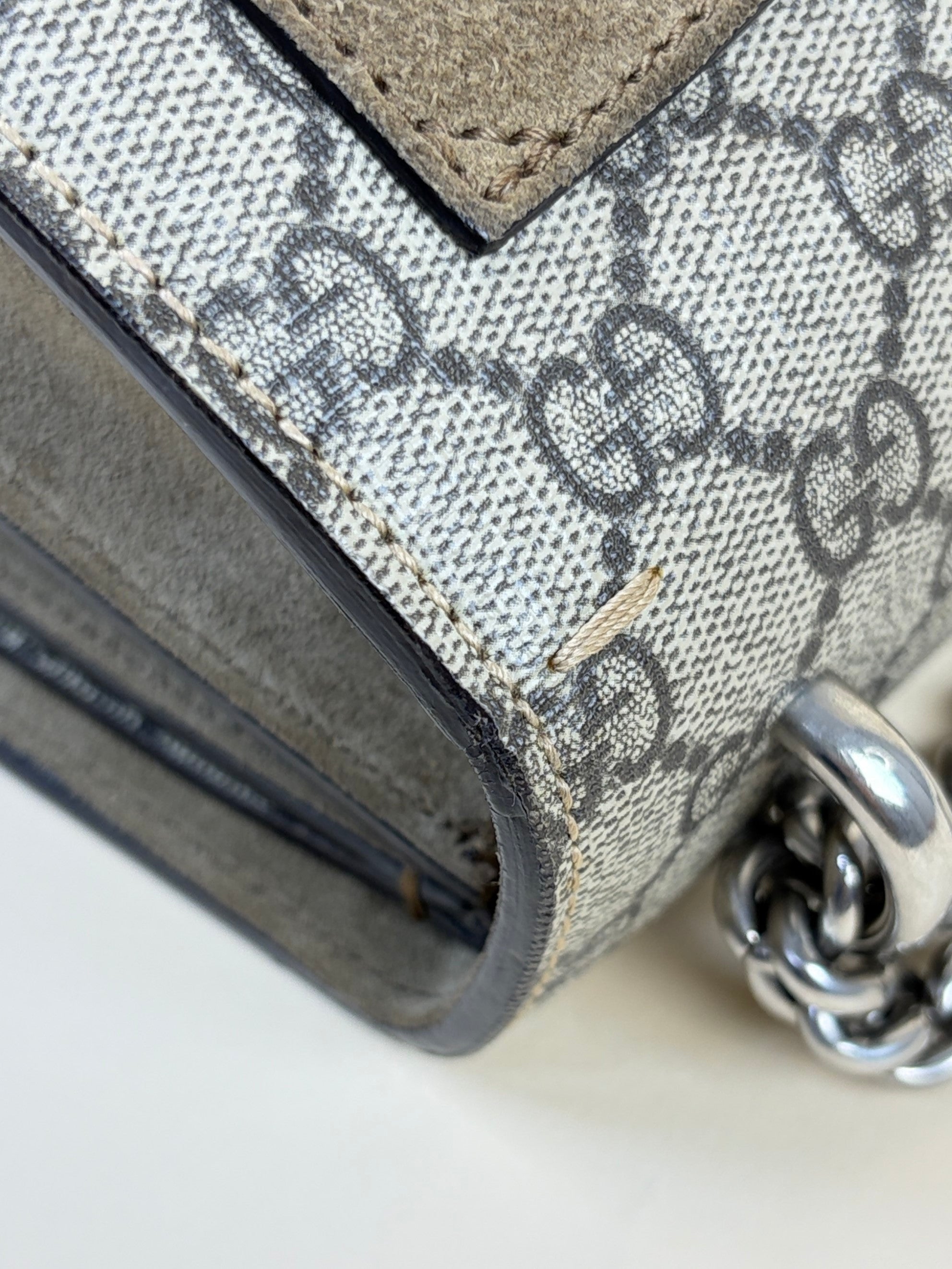 Gucci dionysus medium gg supreme shoulder bag
