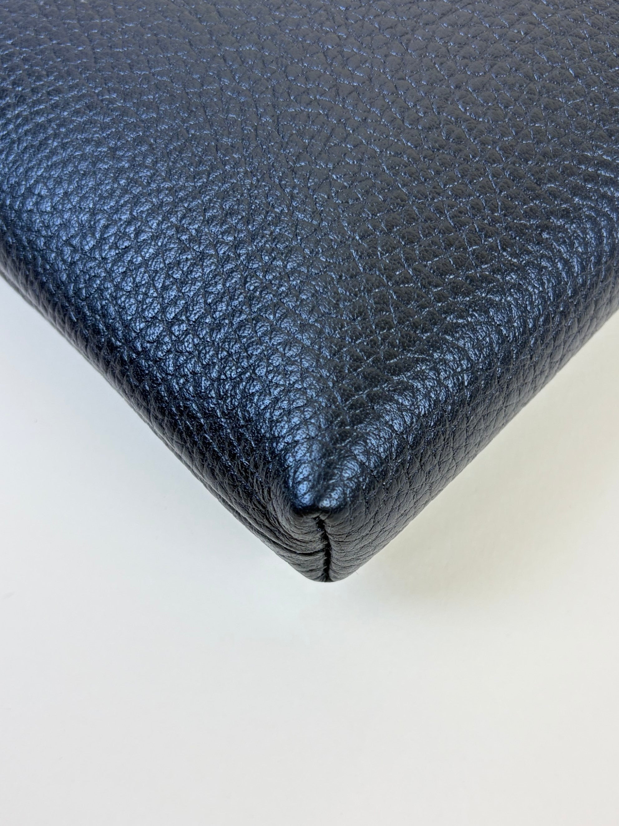 Gucci Black Zip Chain Crossbody Bag