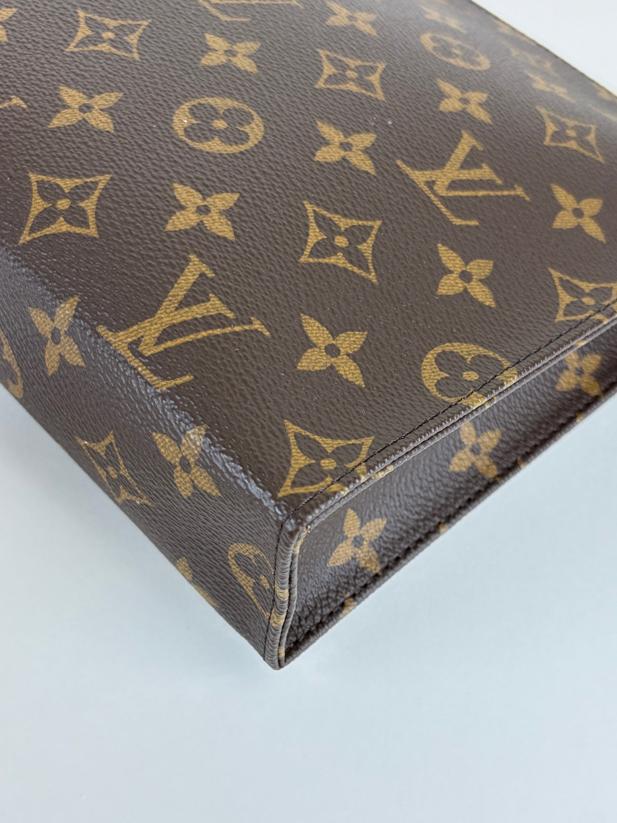 louis Vuitton monogram canvas toilette gm pouch