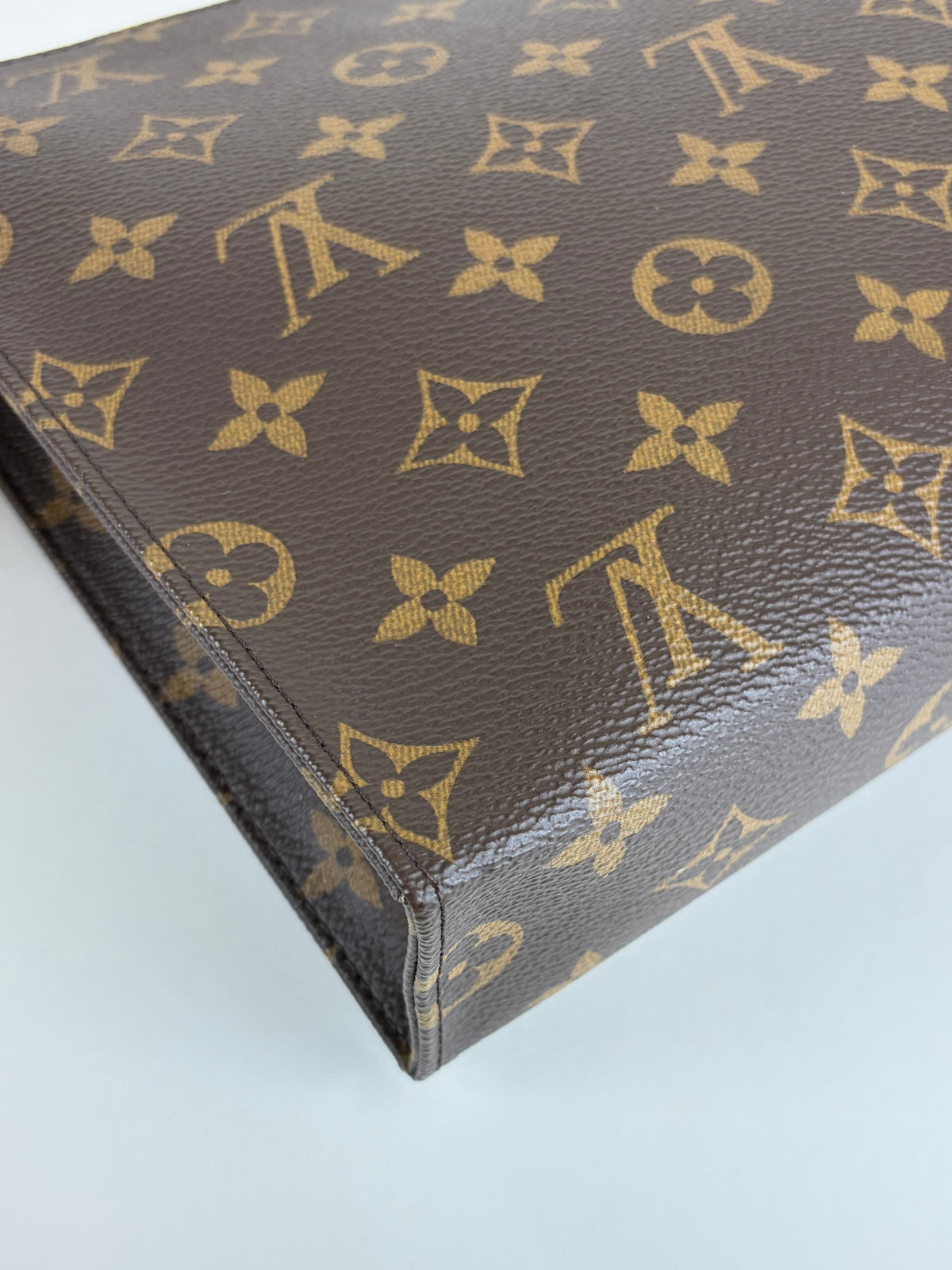 louis Vuitton monogram canvas toilette gm pouch
