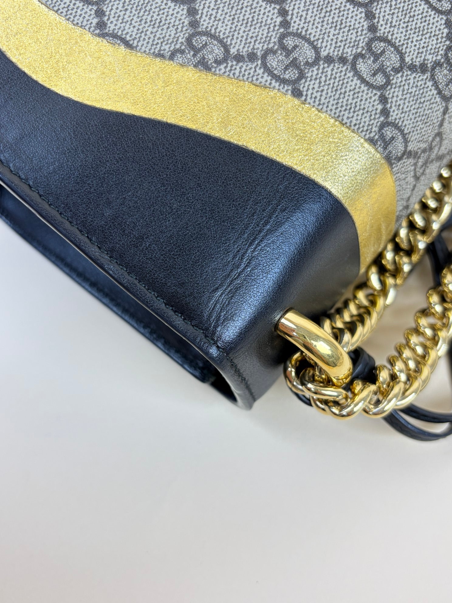 Gucci Tricolor GG Supreme Monogram Small Shoulder Bag
