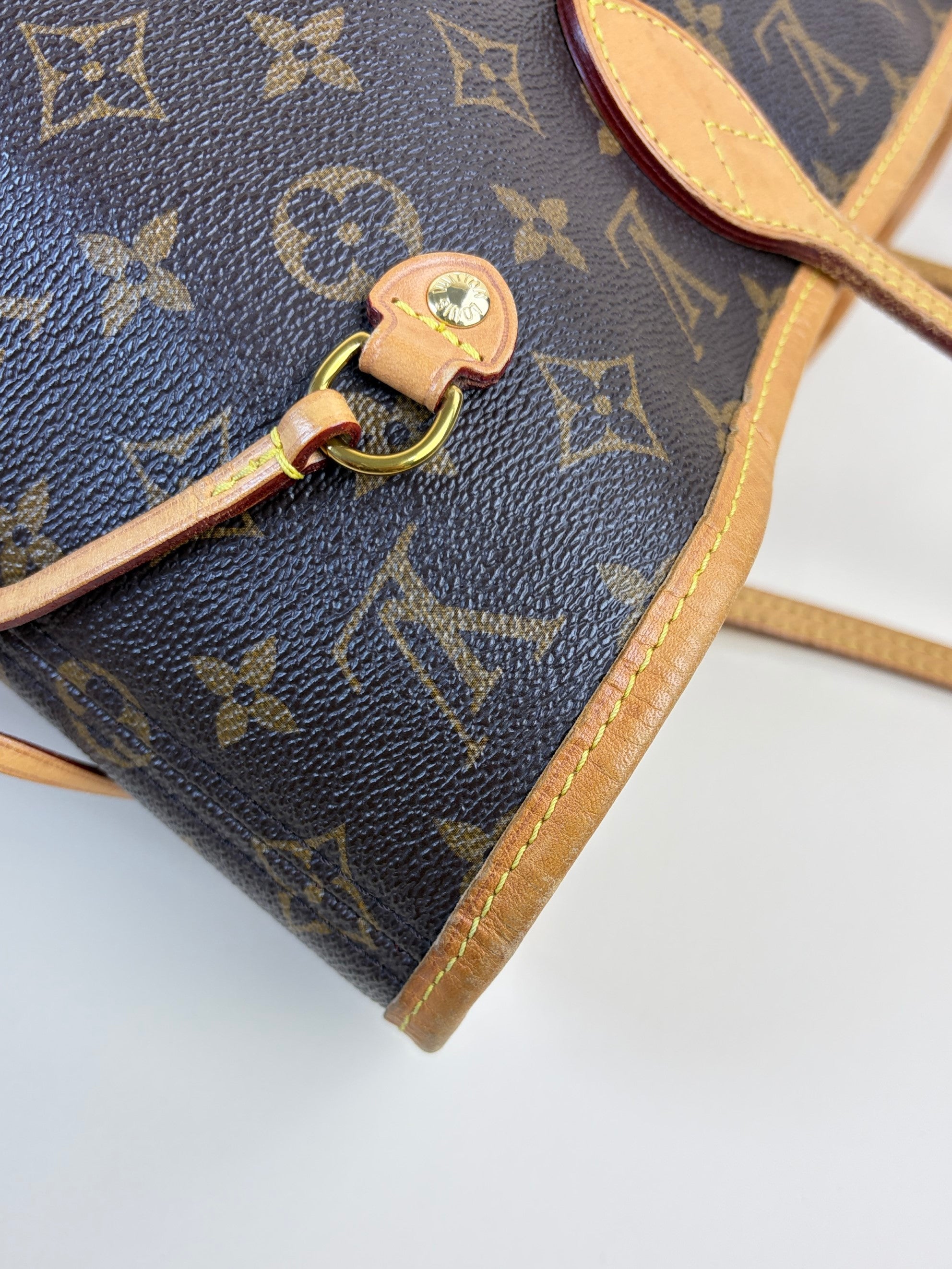 Louis Vuitton Monogram MM Neverfull Bag