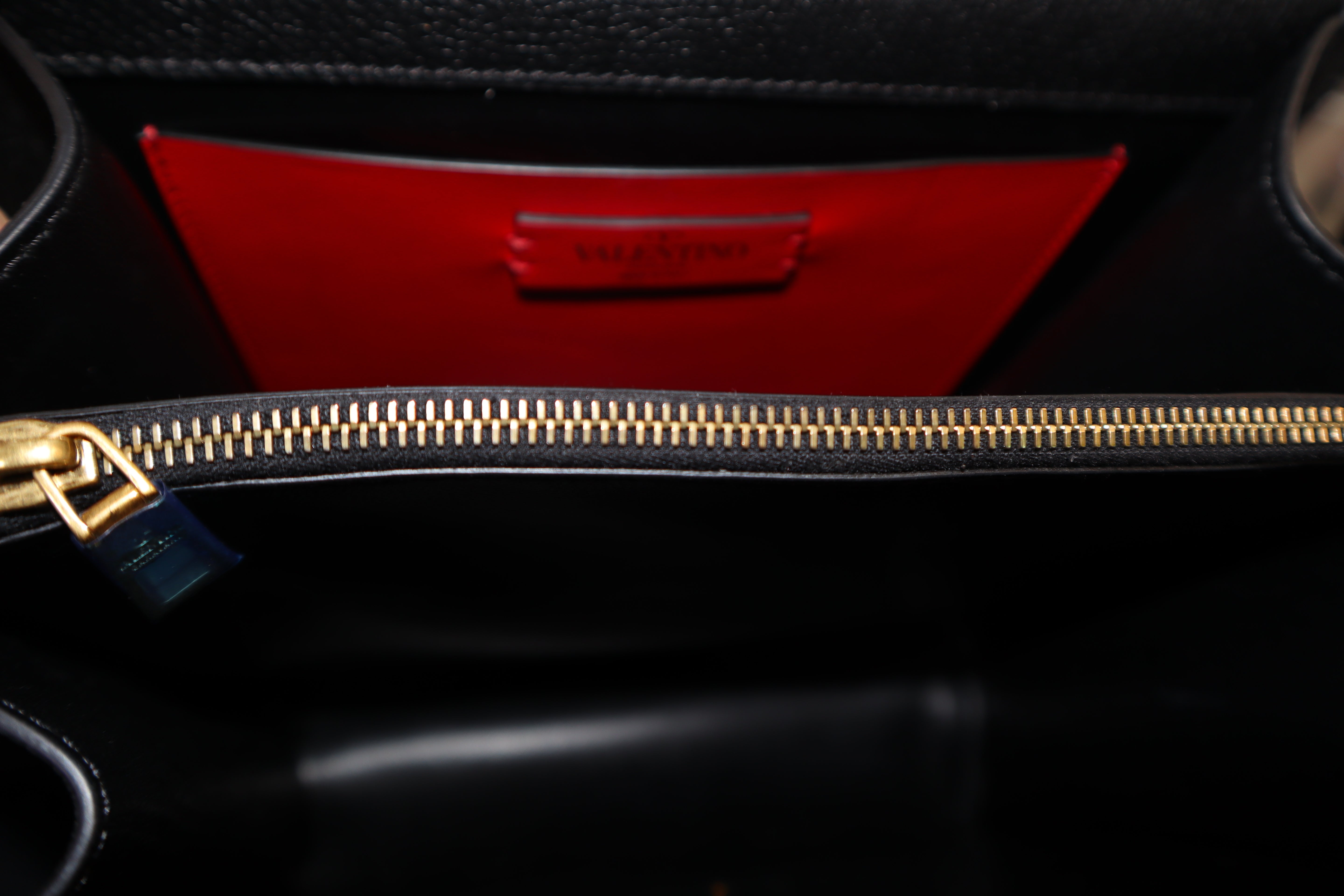 Valentino Black Vsling Small Garavani Crossbody Bag-handbag-Valentino-The Closet Egypt