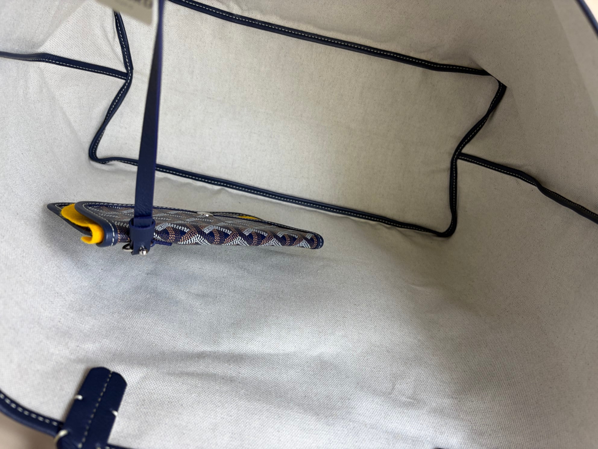 Goyard gabardine Sairam navy blue with pouch