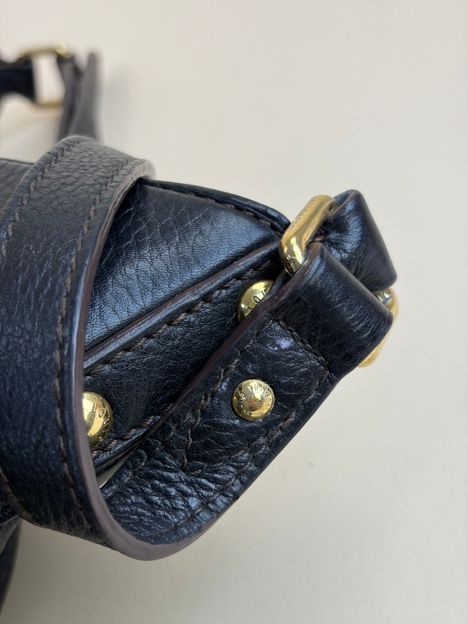 Louis Vuitton Mahina XS-BAG black monogram