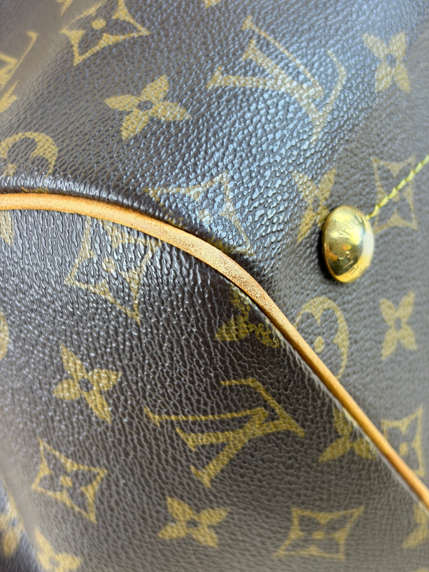 Louis Vuitton Monogram Tivoli GM Shoulder Bag