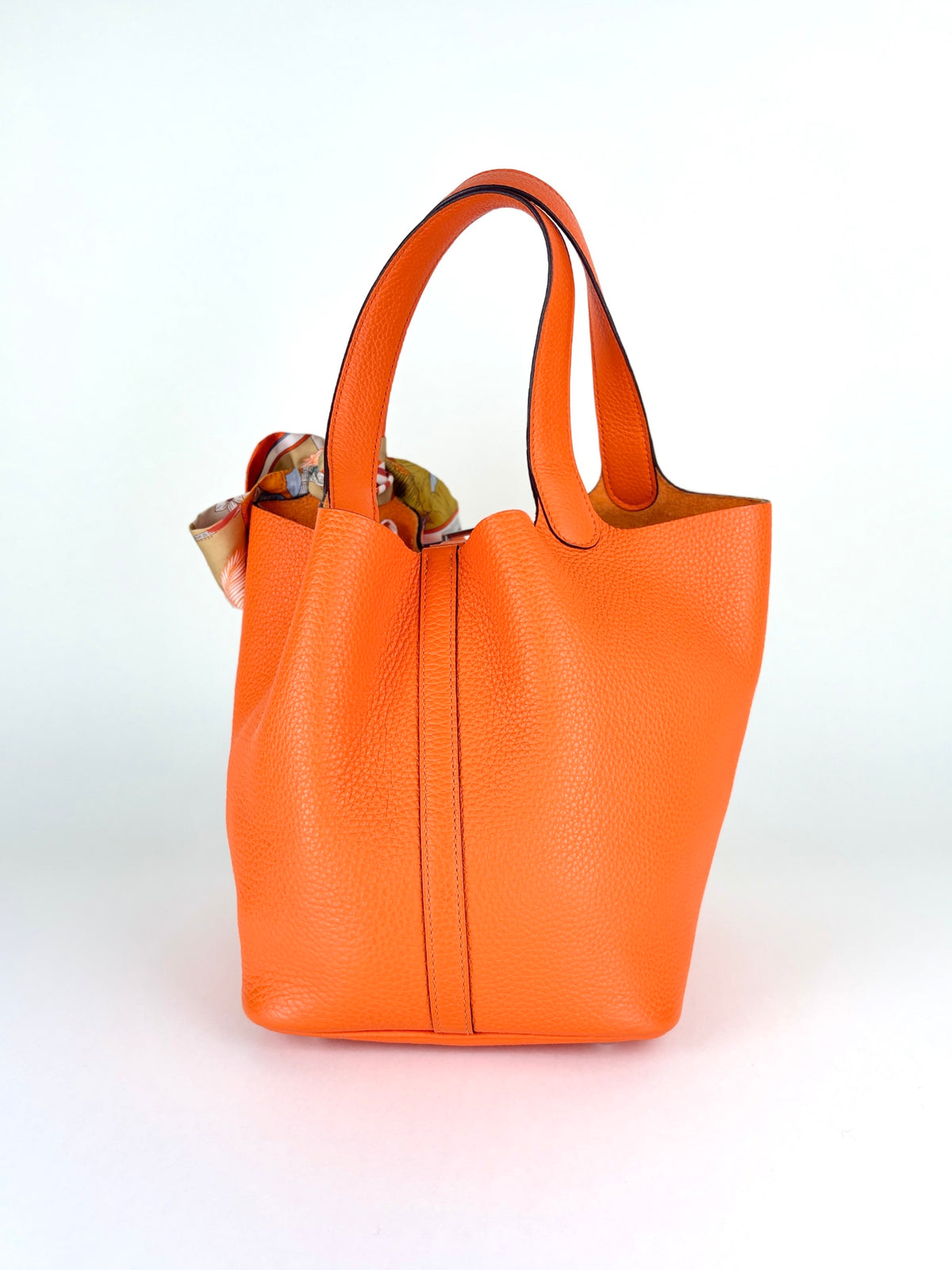 Hermes Orange minimum Picot in Lock 22 taurillon Clemence bag