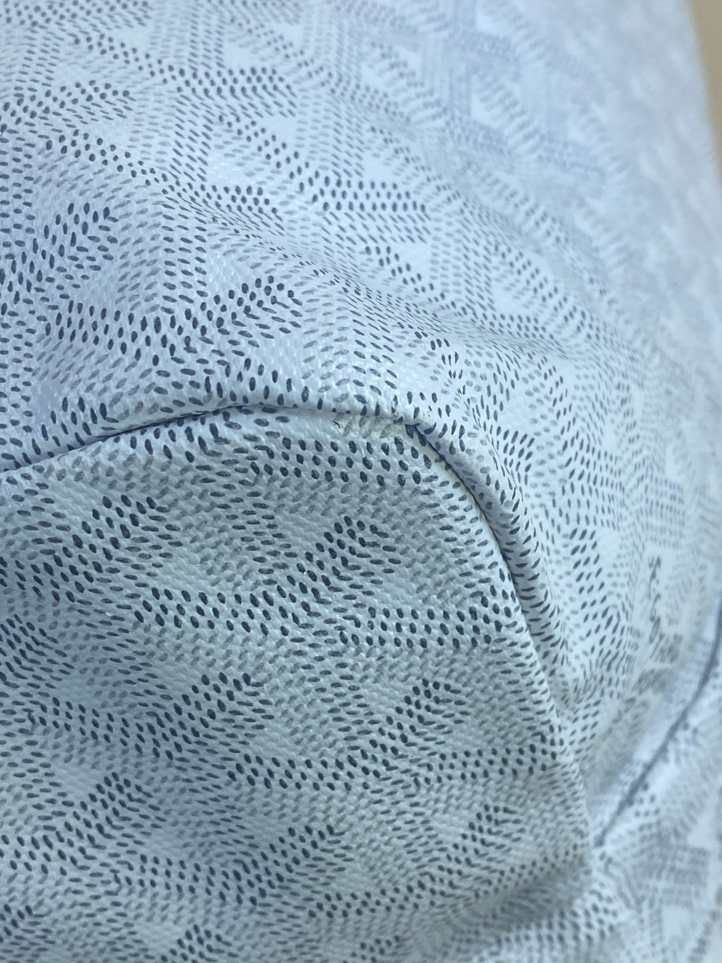 Goyard White Goyar dine Saint Louis GM Bag