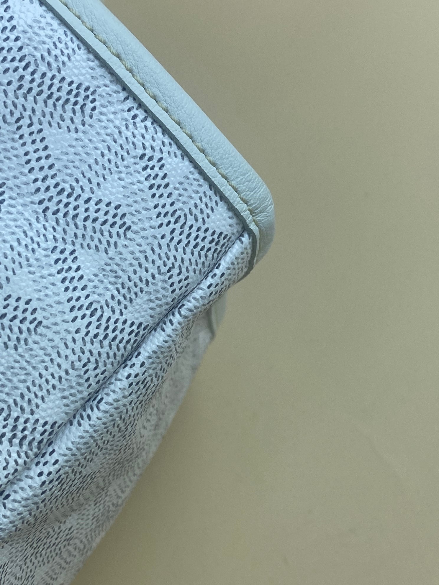 Goyard White Goyar dine Saint Louis GM Bag