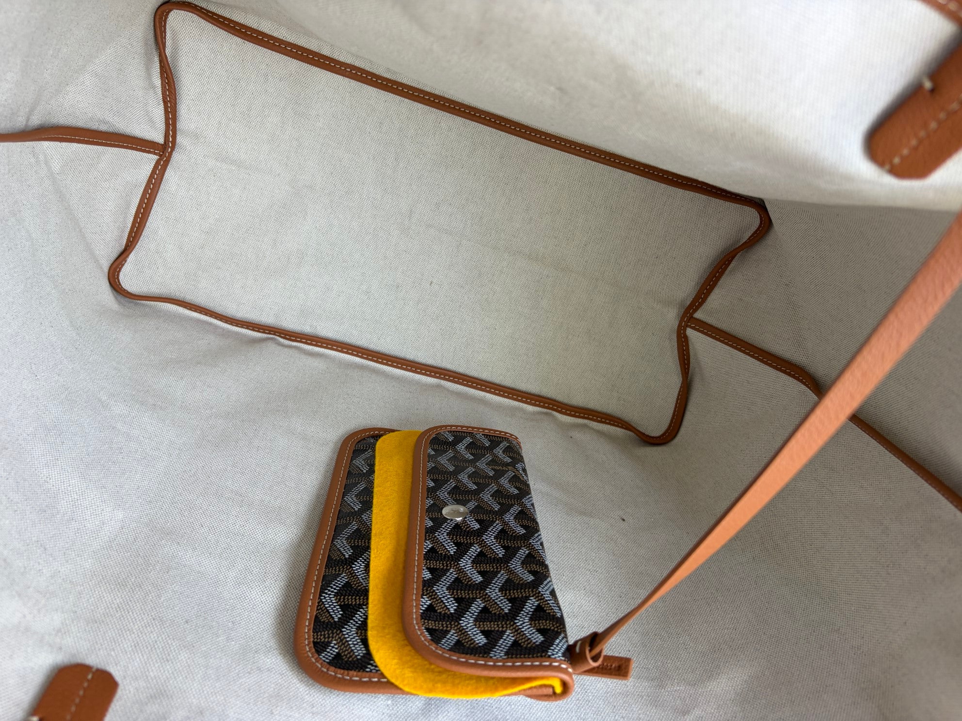 Goyard Bicolor Goyardine Saint Louis GM Bag