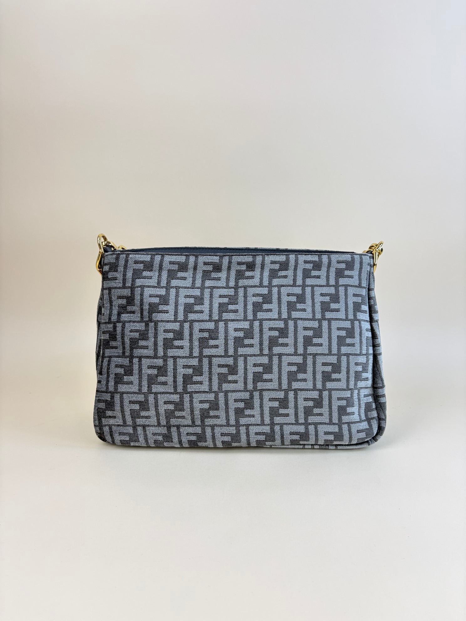 Fendi Dark Grey Chenille Vitello Seta Plexiglass FF-Fendi O,Clock Zipper Shoulder Bag