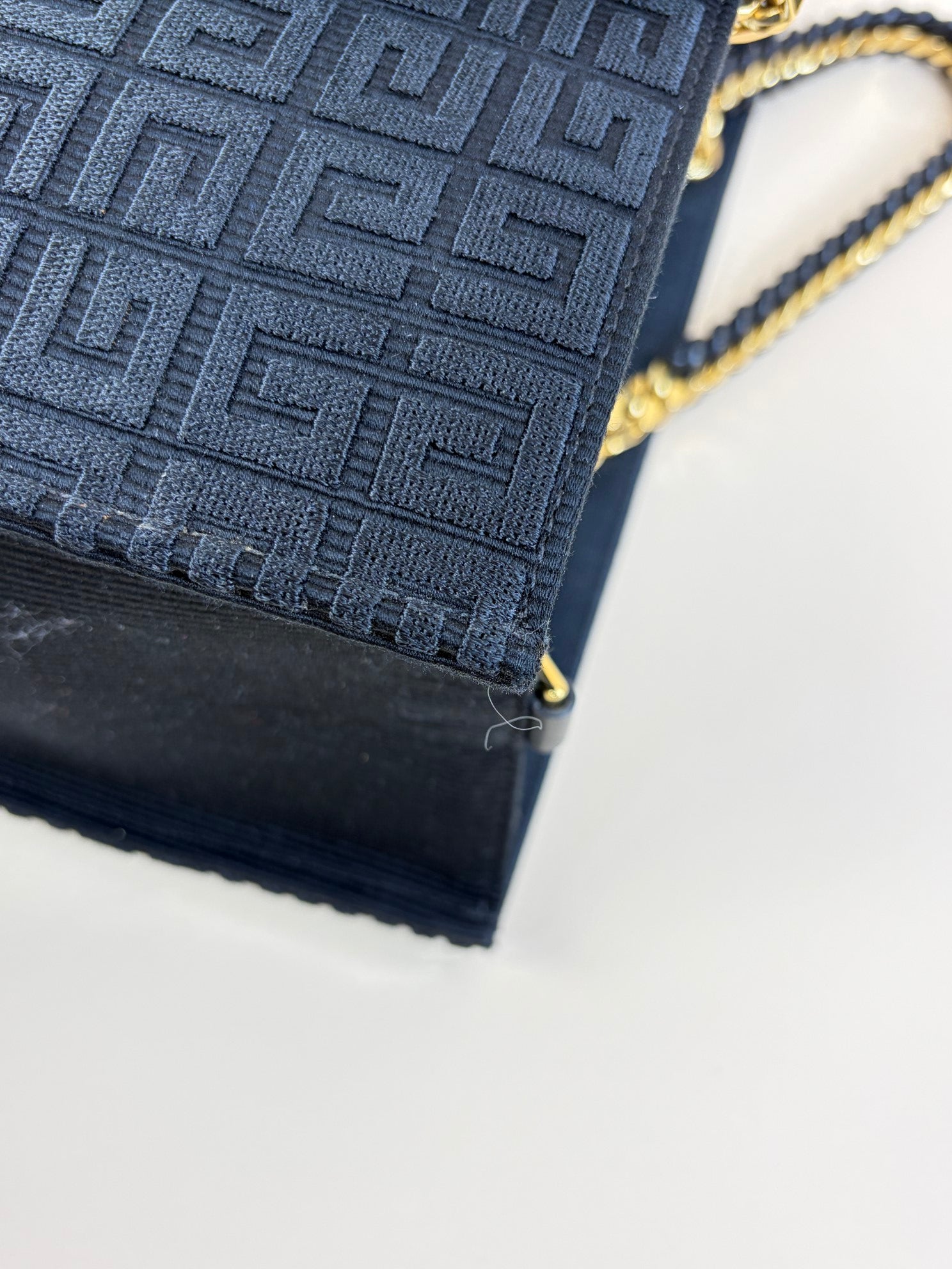 Givenchy black 4G embroidery with chain medium G-tote