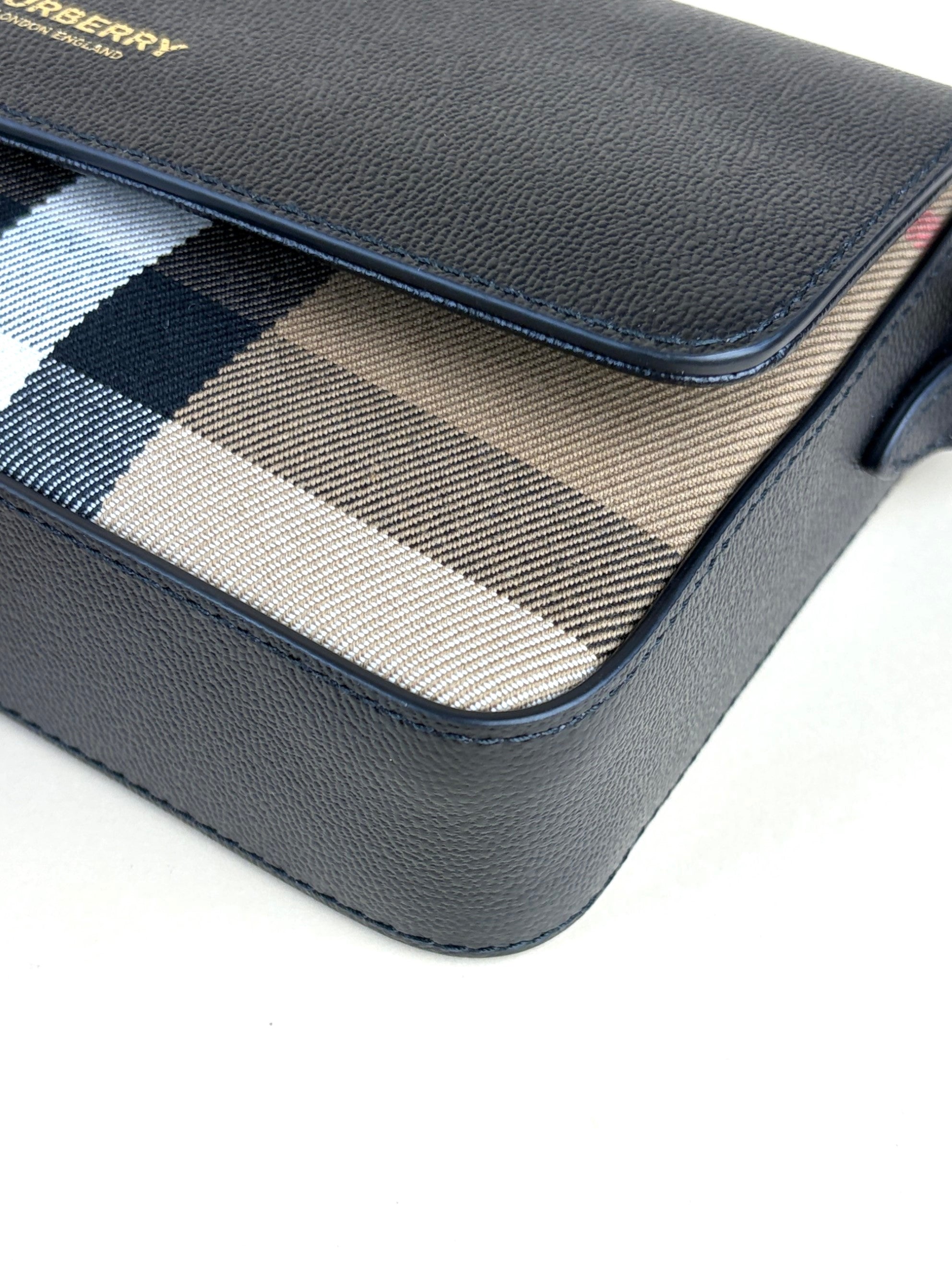 Burberry black Earth House Check Tartan Mix New Hampshire Crossbody Bag