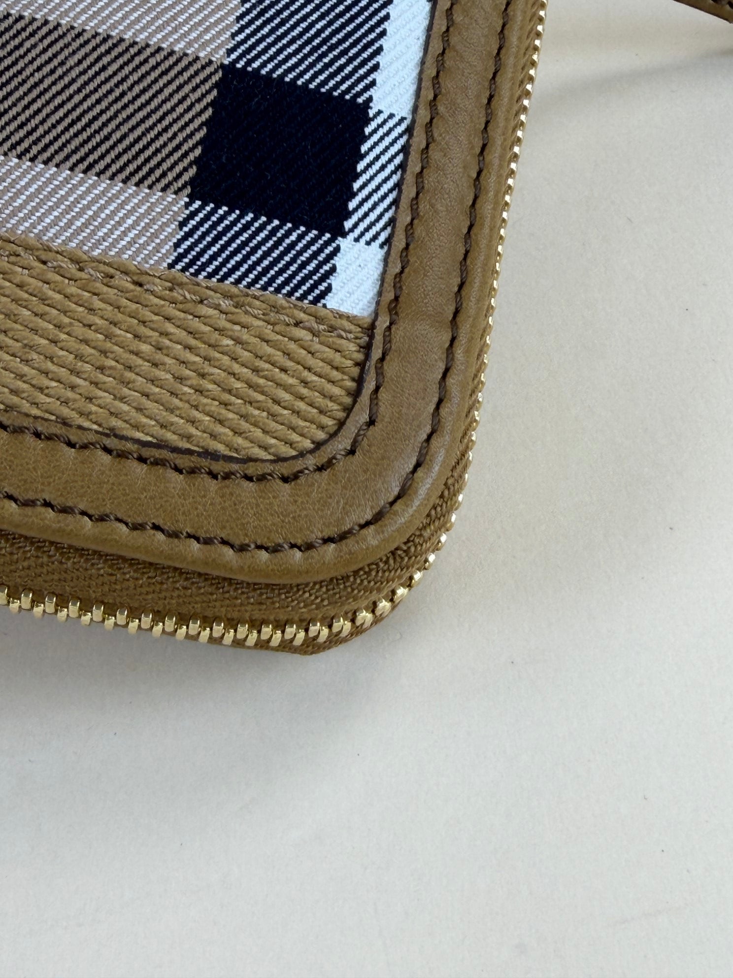 Burberry Beige House Check Wallet