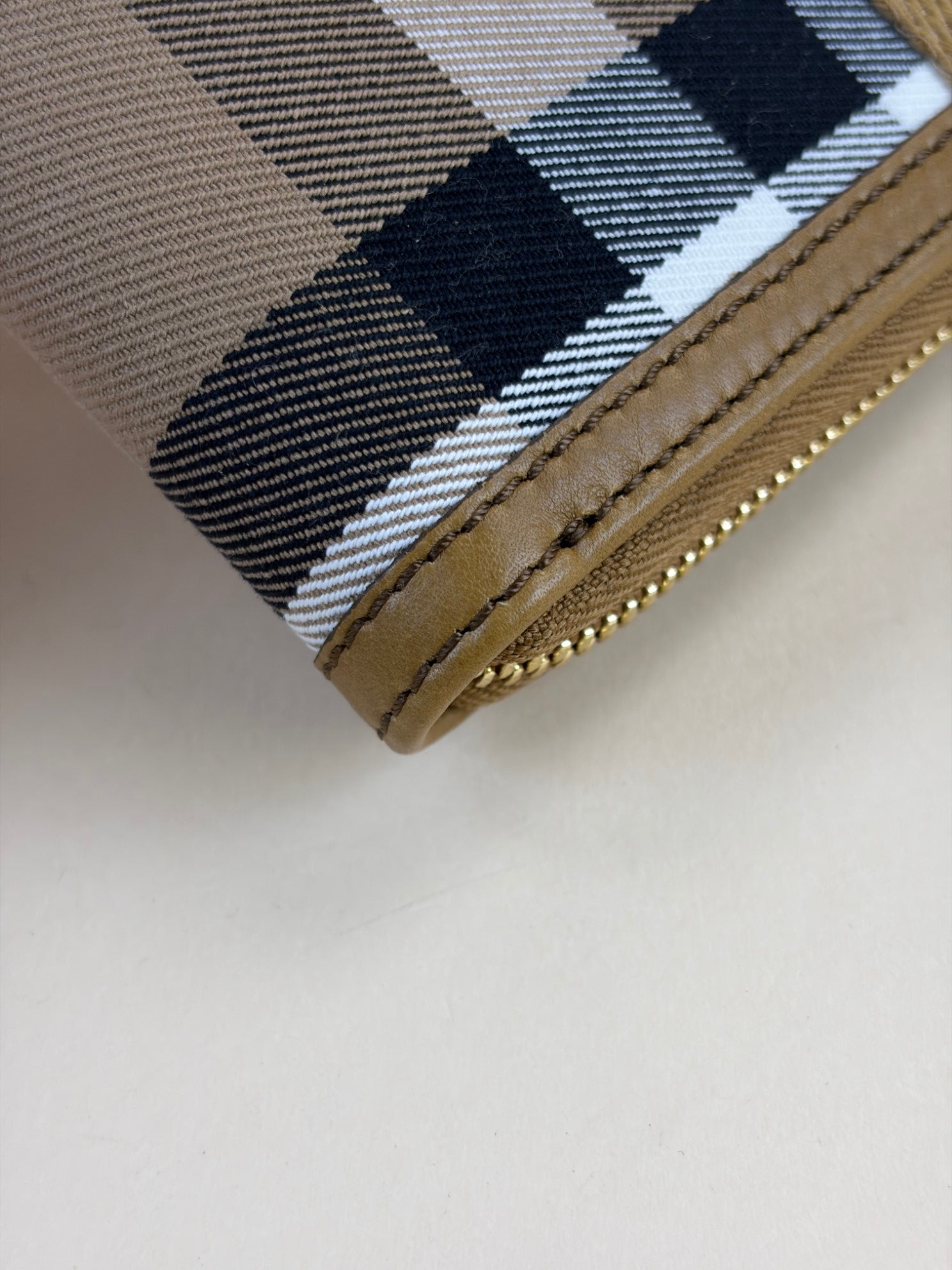 Burberry Beige House Check Wallet