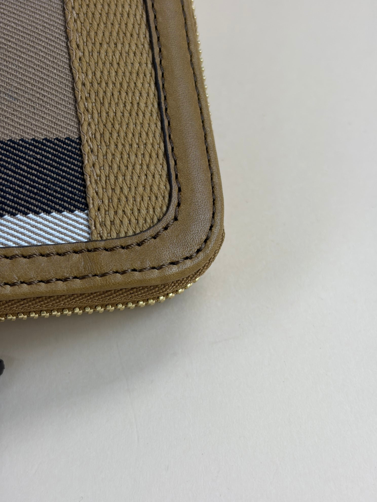 Burberry Beige House Check Wallet