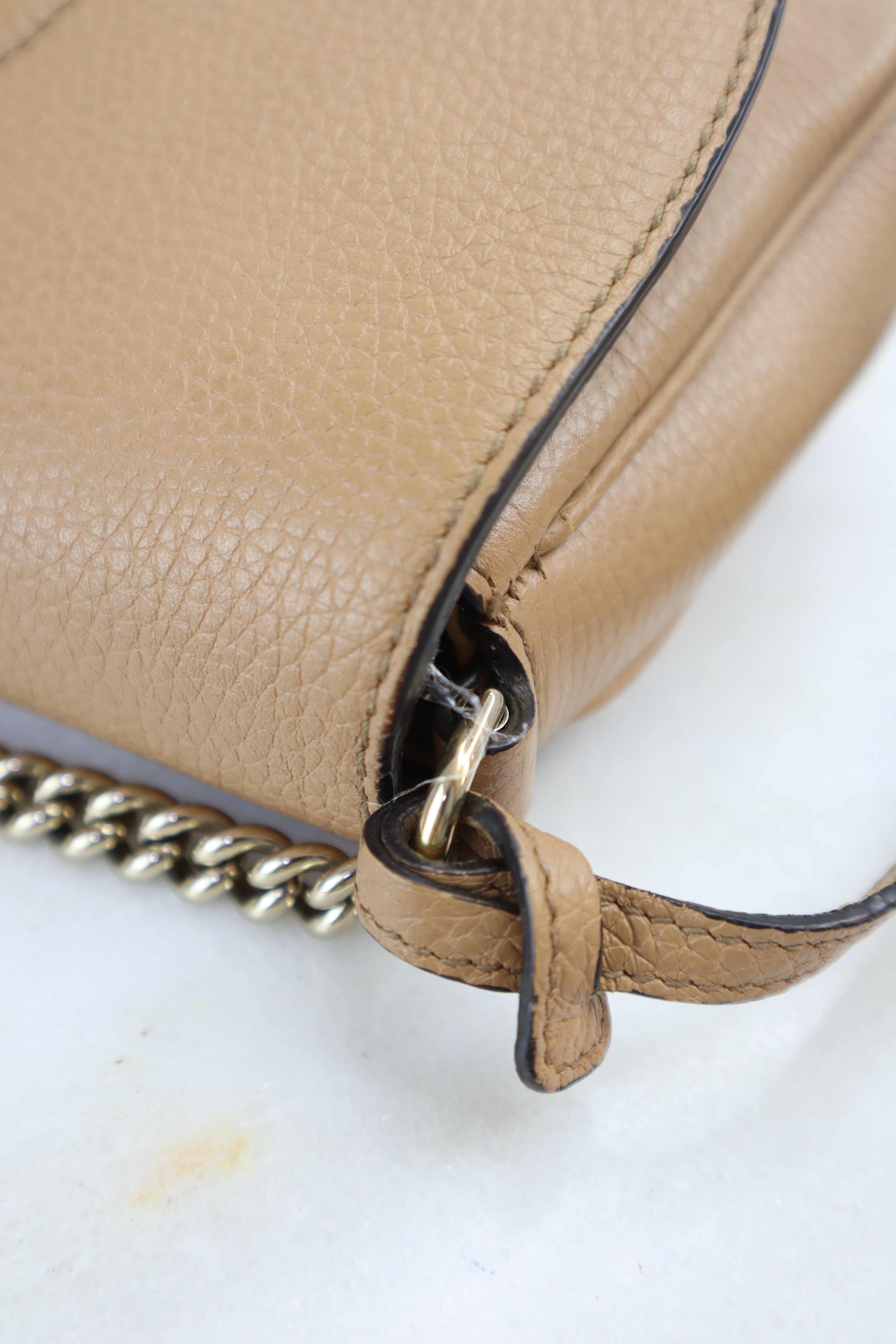 Gucci Nude Beige Flap Soho Crossbody Bag W/ Chain