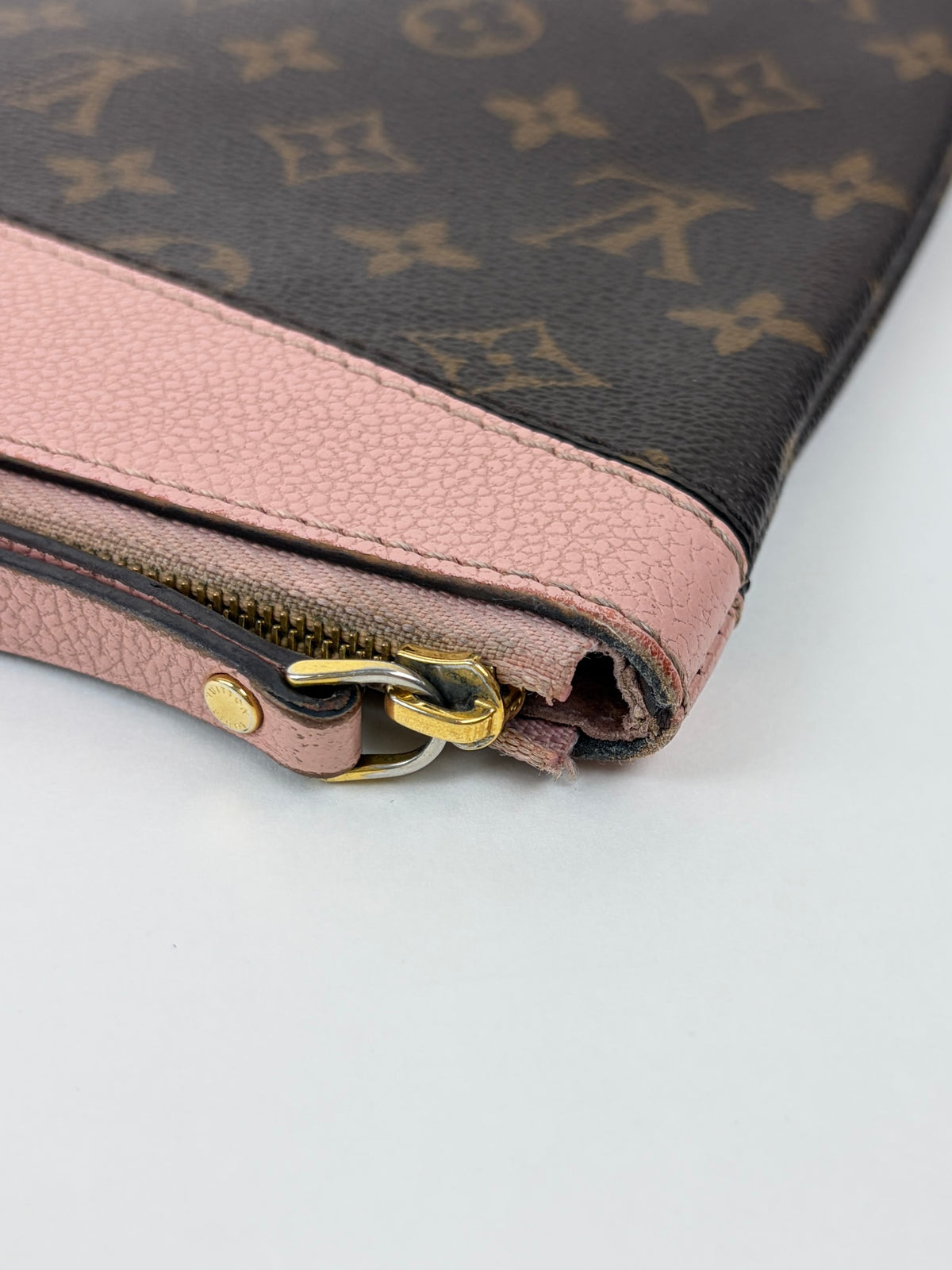 Louis Vuitton pink monogram daily pouch