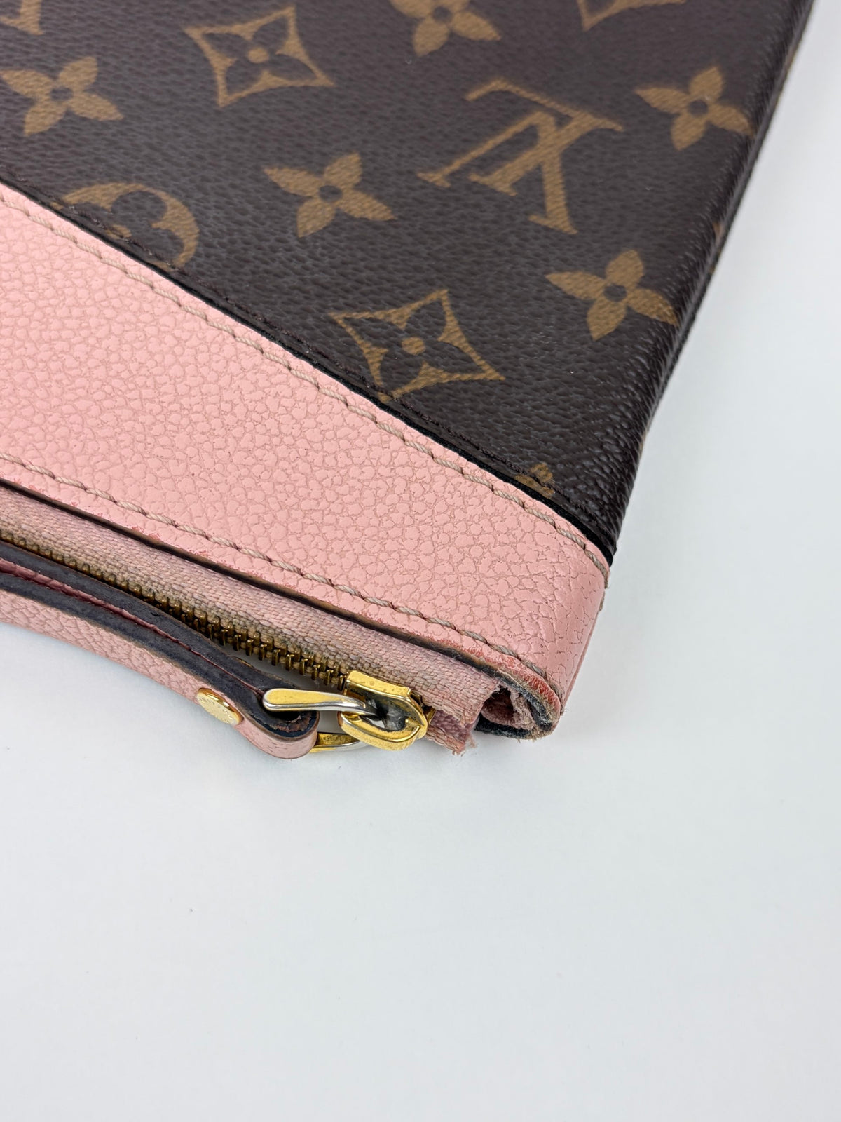 Louis Vuitton pink monogram daily pouch