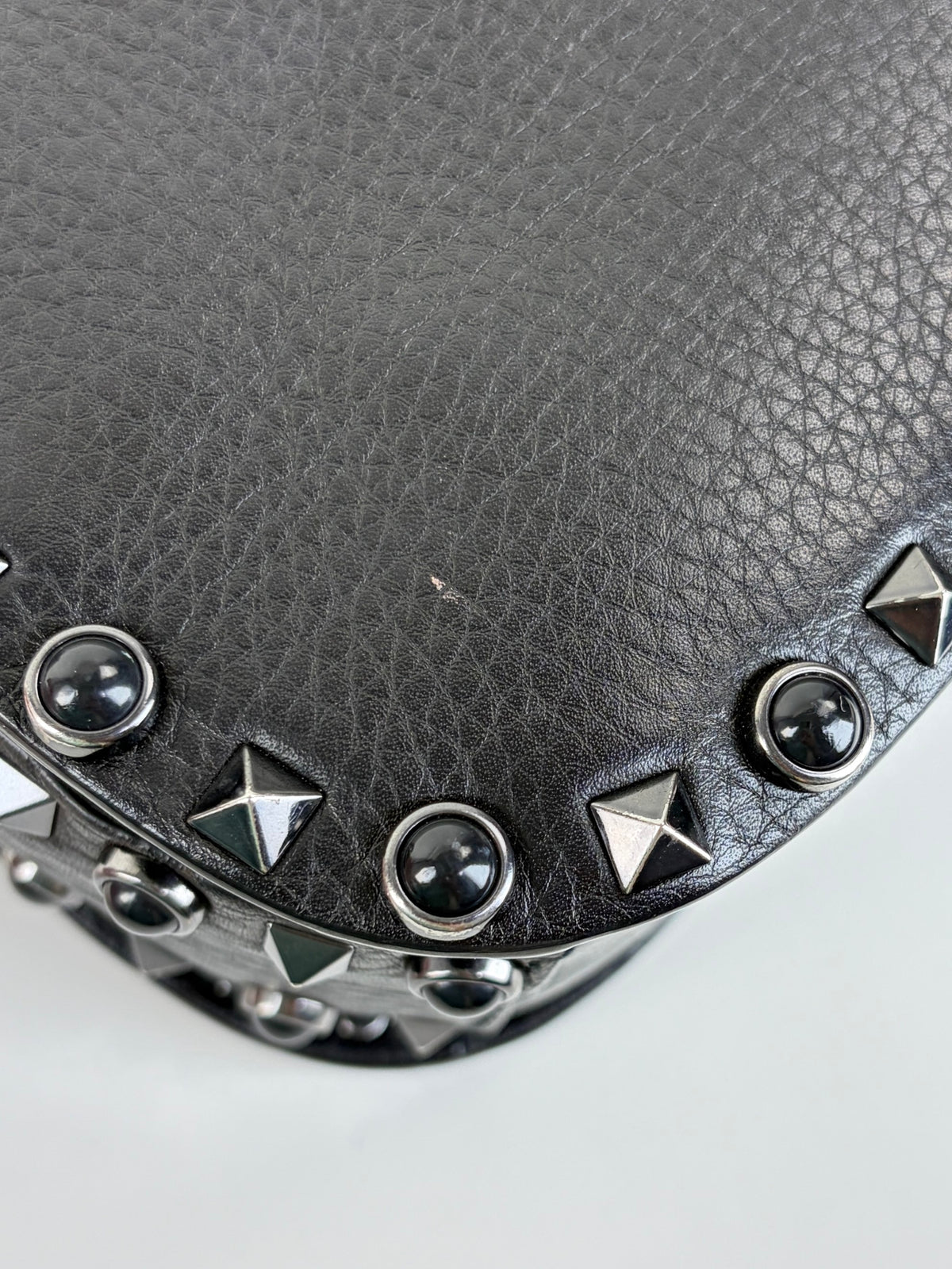 Valentino black grained calfskin onyx medium guitar strap rockstud rolling flap bag
