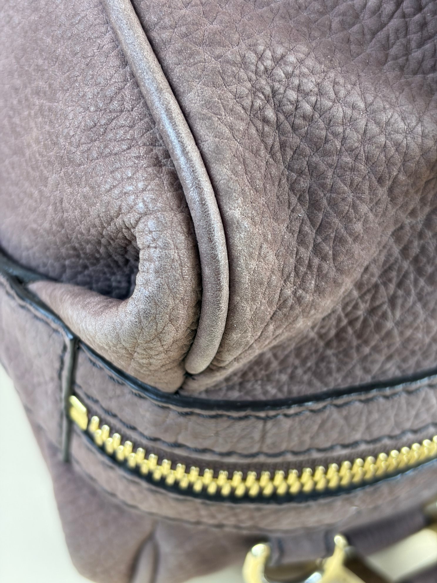 Burberry nevinson bowling medium bag with strap