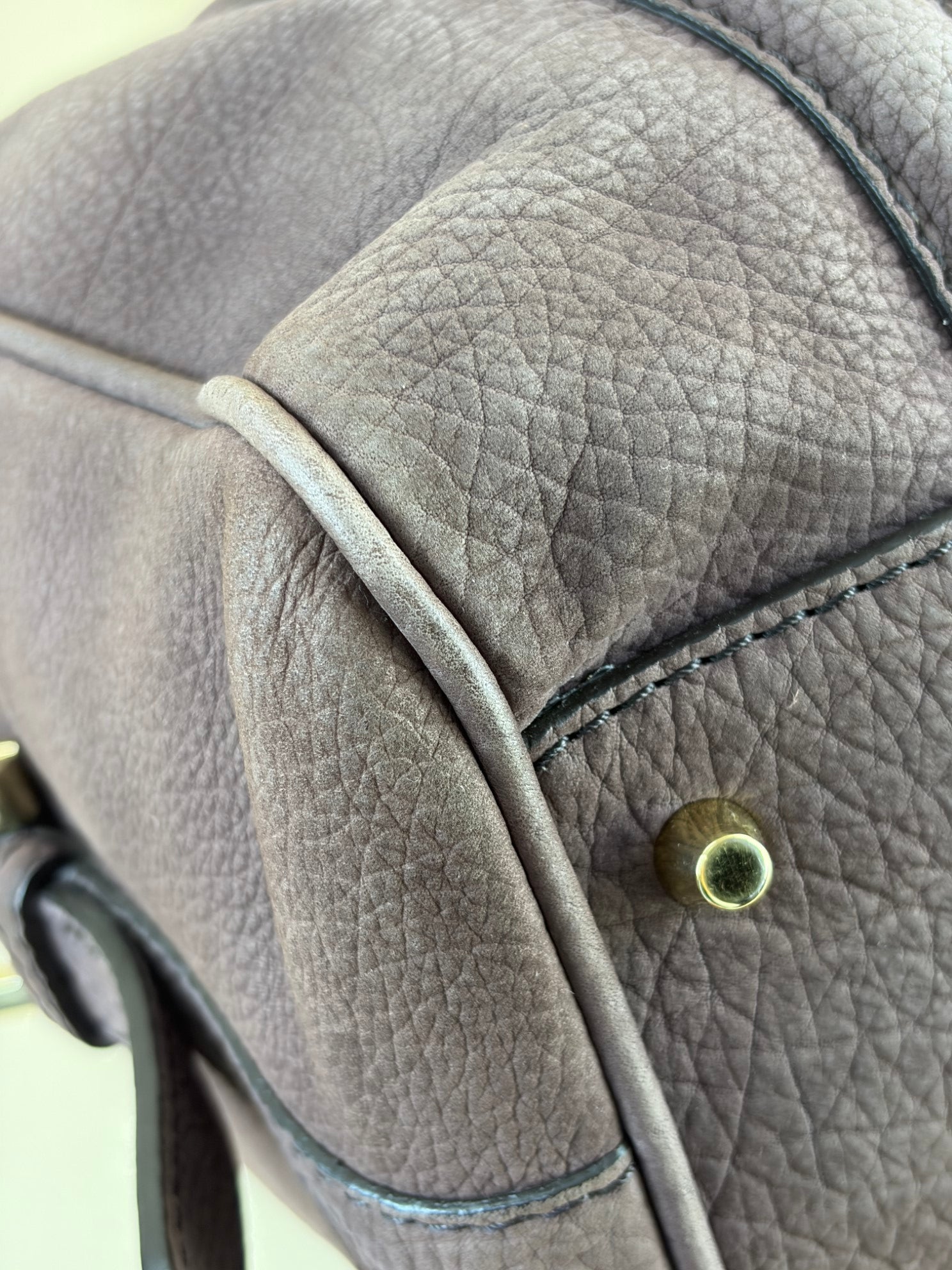 Burberry nevinson bowling medium bag with strap