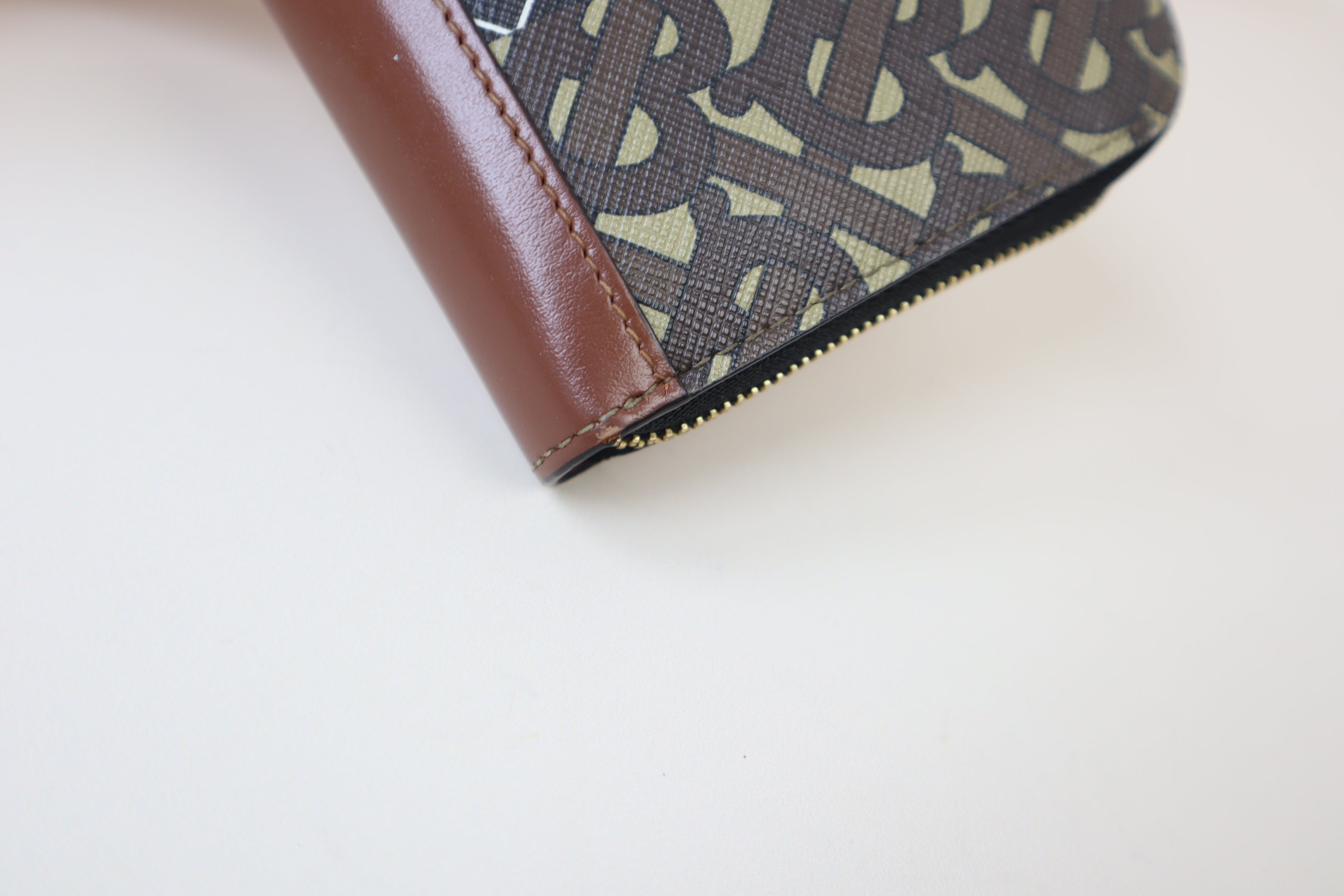 Burberry Brown Multiple Color Zip Long Wallet