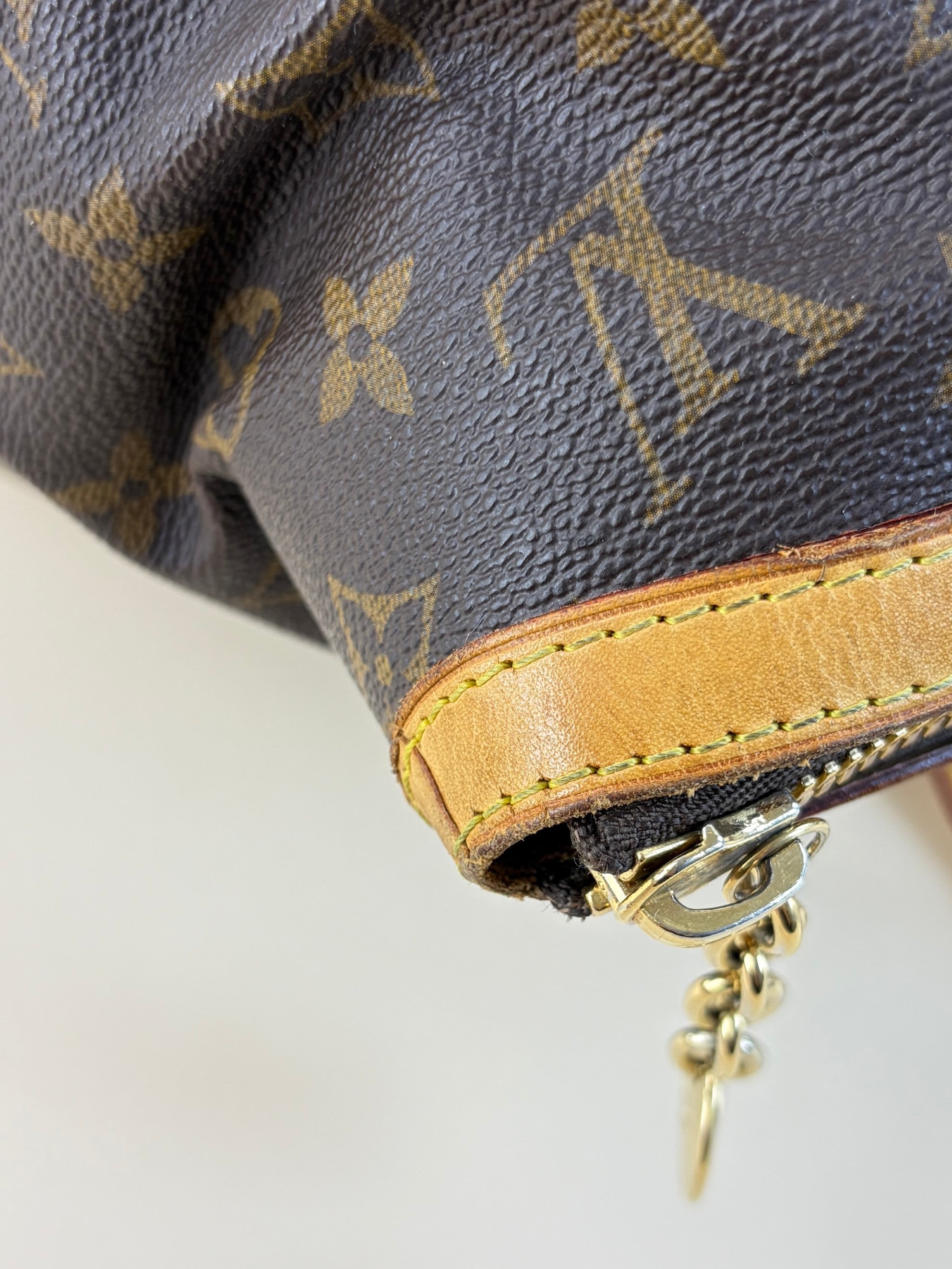 Louis Vuitton Monogram Tivoli GM Tote Bag