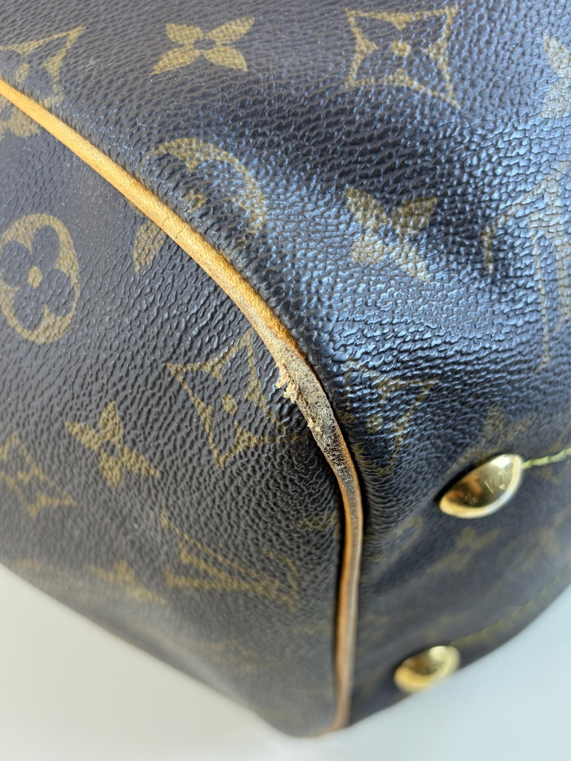 Louis Vuitton Monogram Tivoli GM Tote Bag