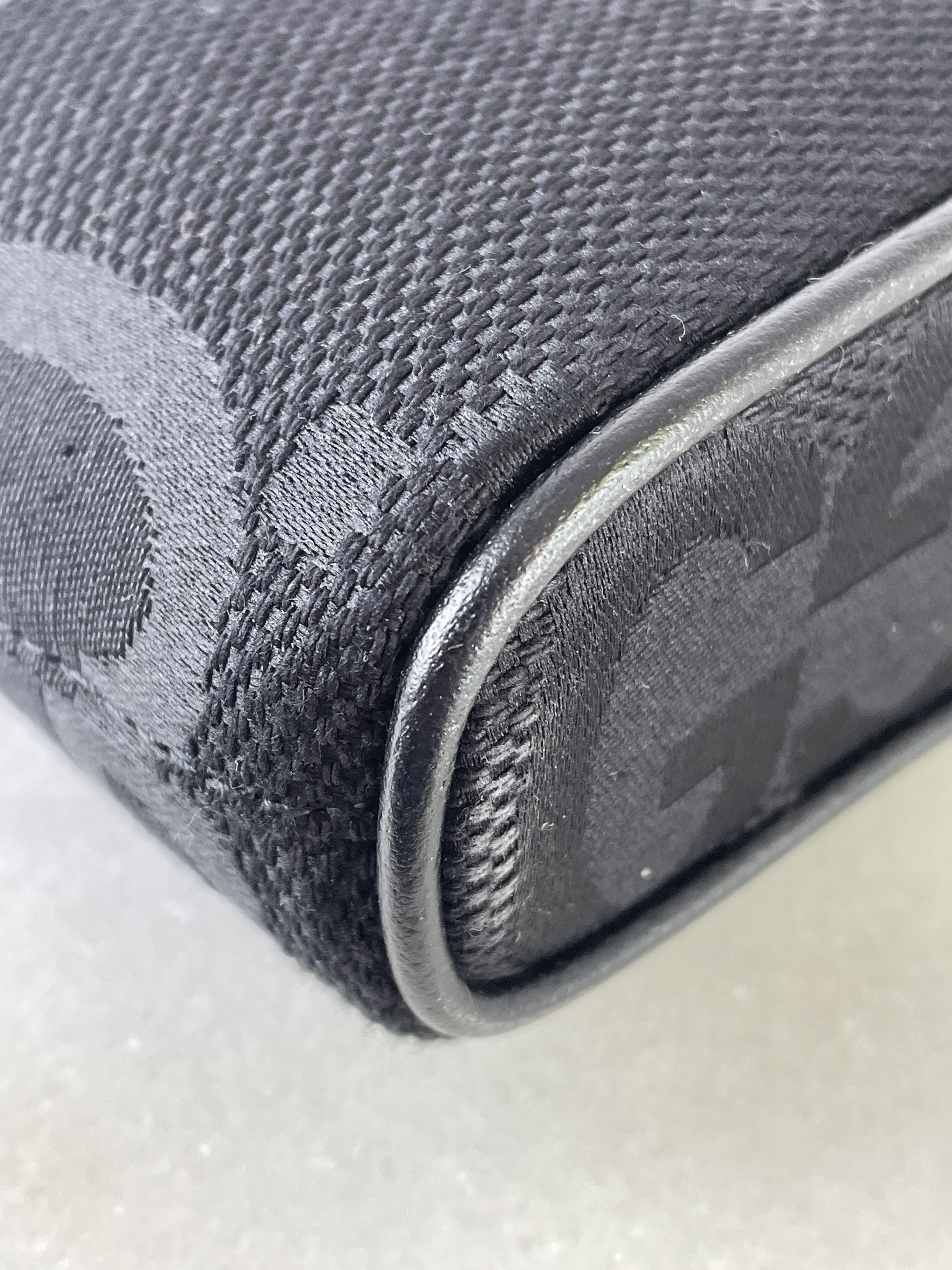 Gucci Black GG Jumbo Pouch
