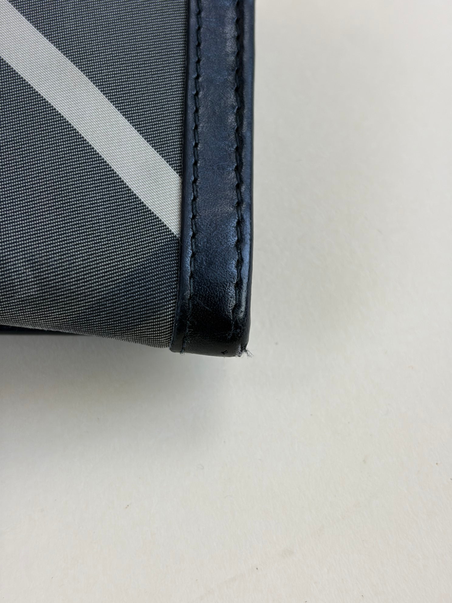 Burberry beat Penrose continental charcoal check wallet