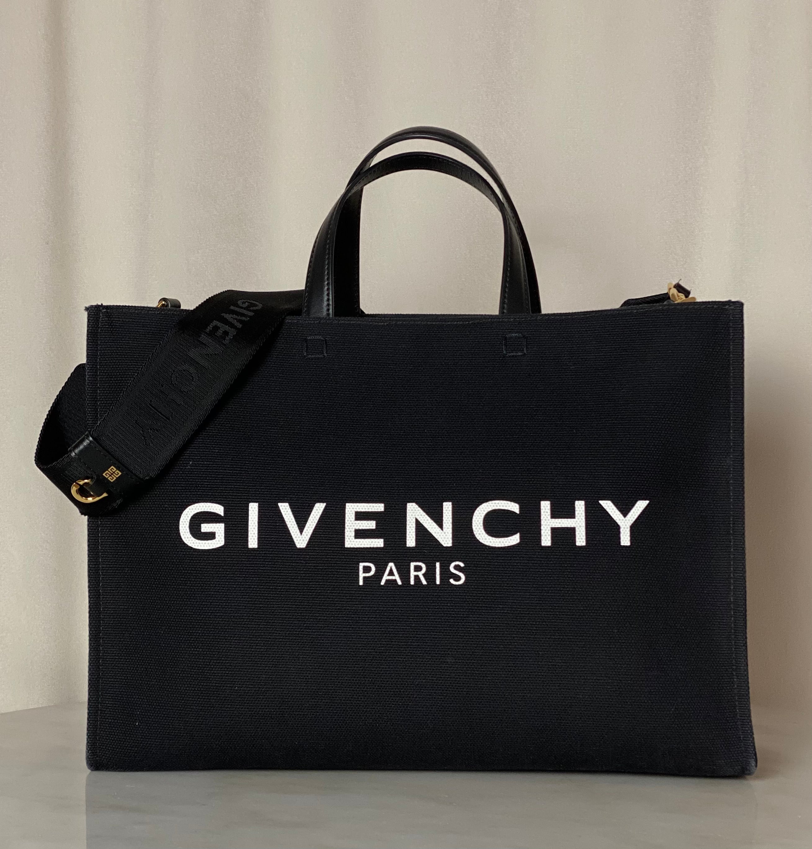 Givenchy Black Medium G Tote Shopping Bag-handbag-Givenchy-The Closet Egypt