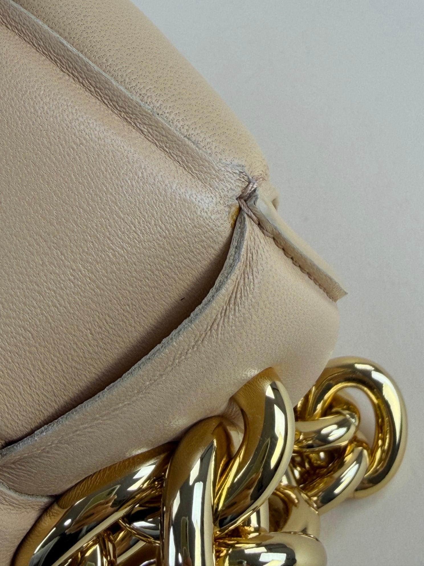 Bottega Veneta maxi intrico padded chain cassette beige