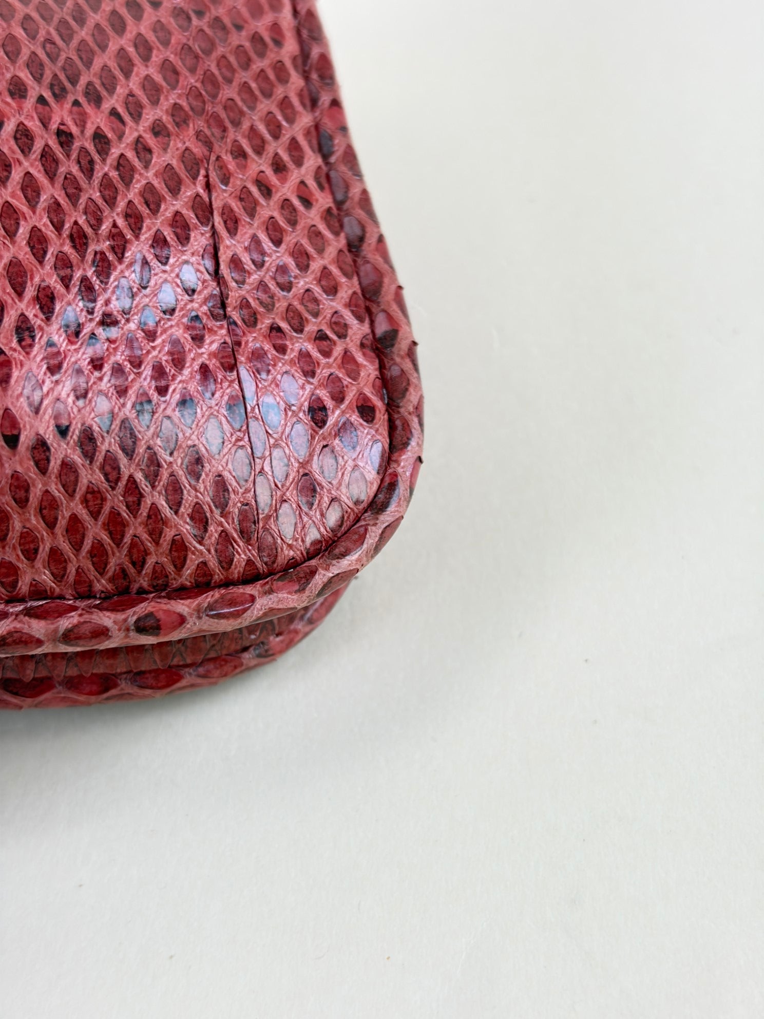 Gucci hysteria guttered red snakeskin vintage flap pouch