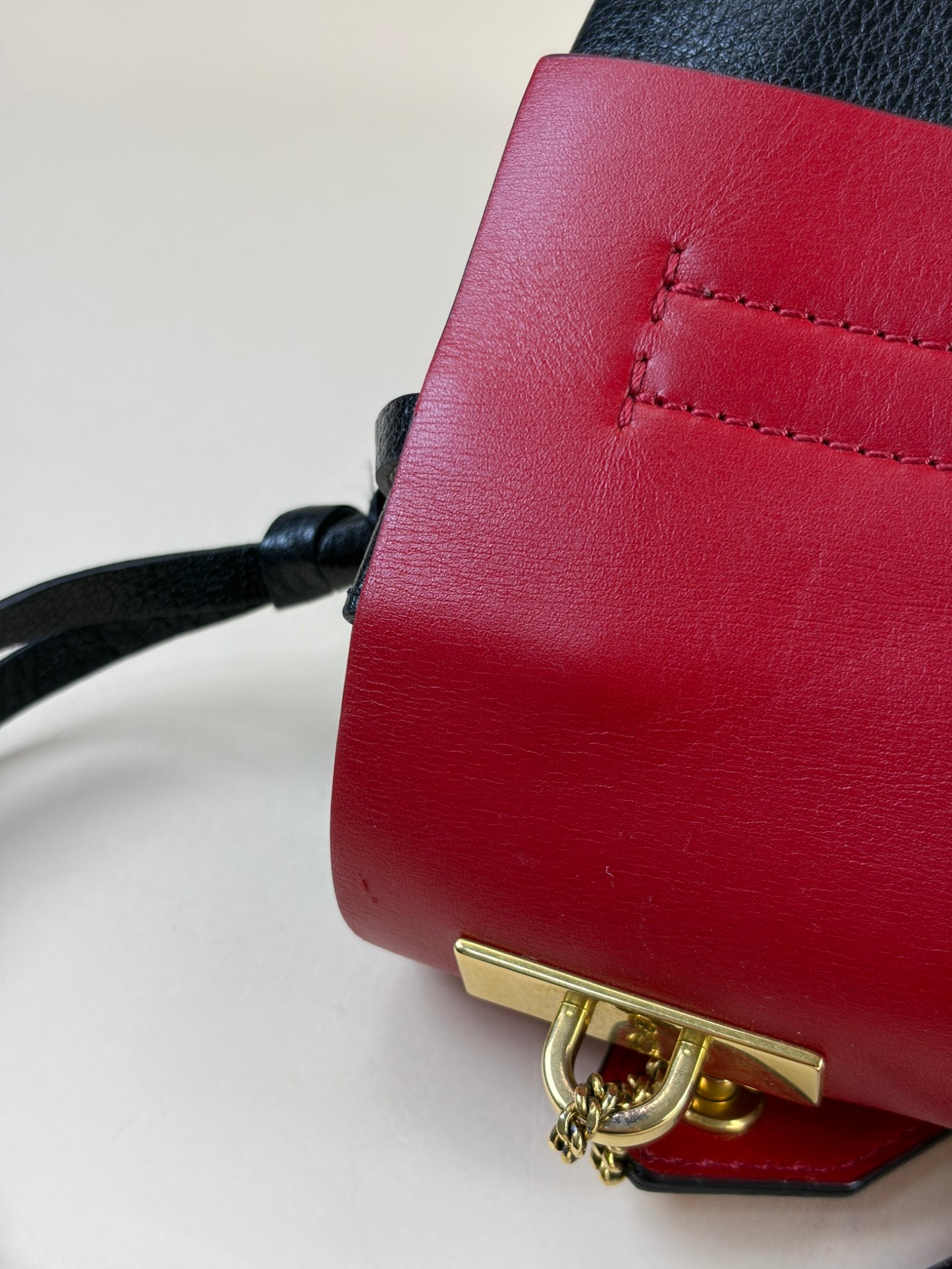 Valentino Bicolor VRING red and black Shoulder Bag