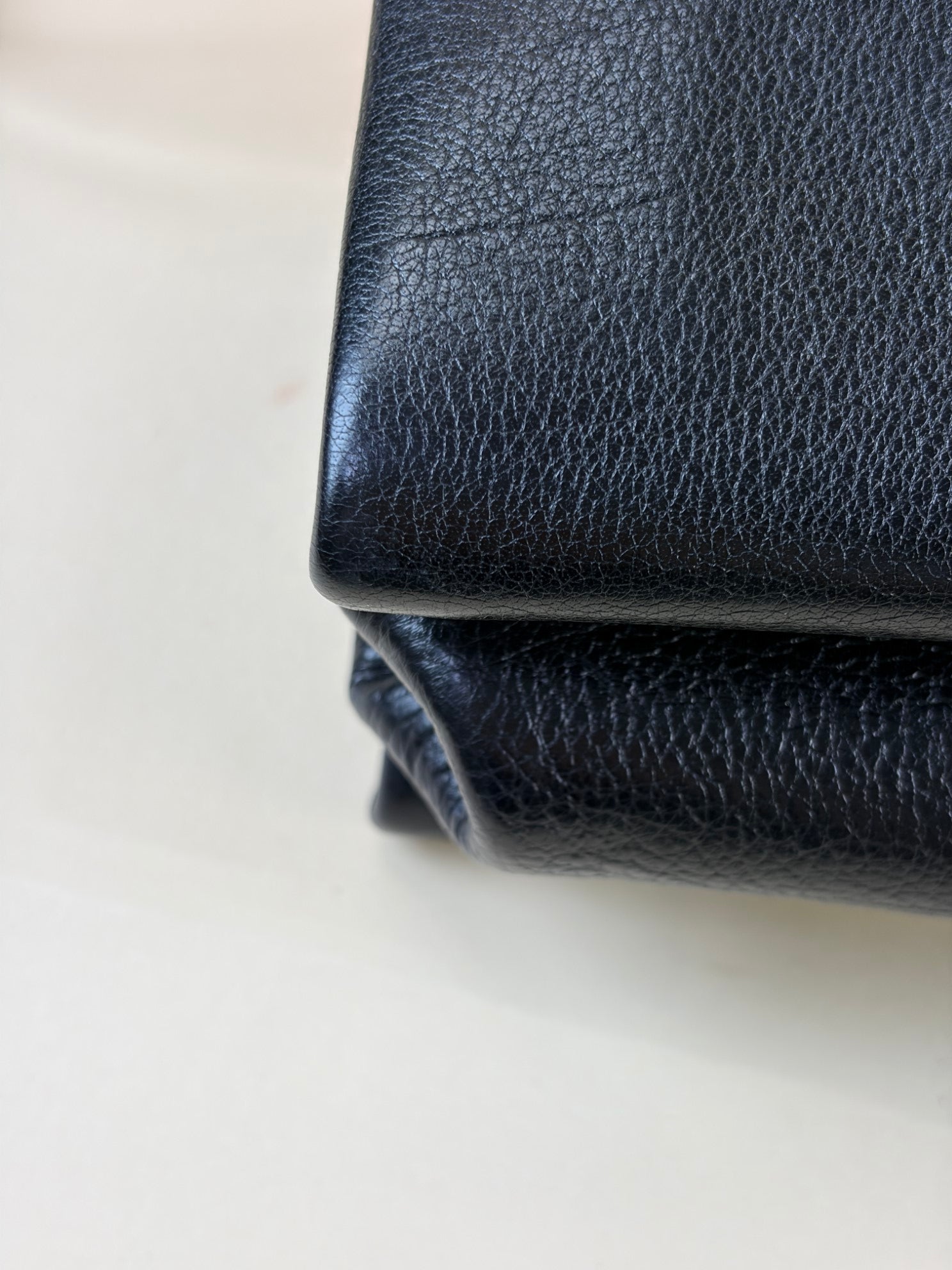 Valentino Bicolor VRING red and black Shoulder Bag