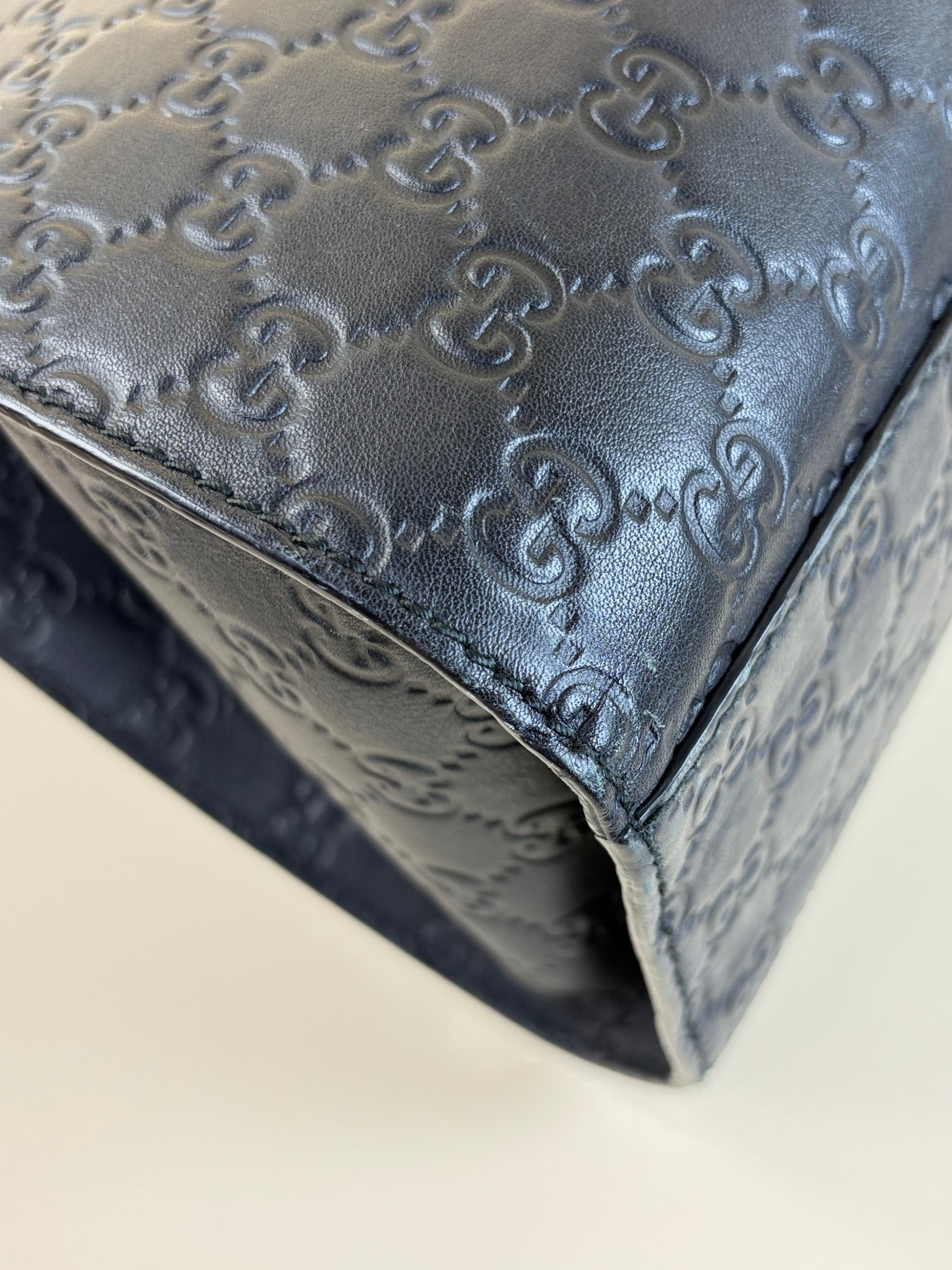 Gucci Black Guccissima Large Emily Chain Shoulder Bag