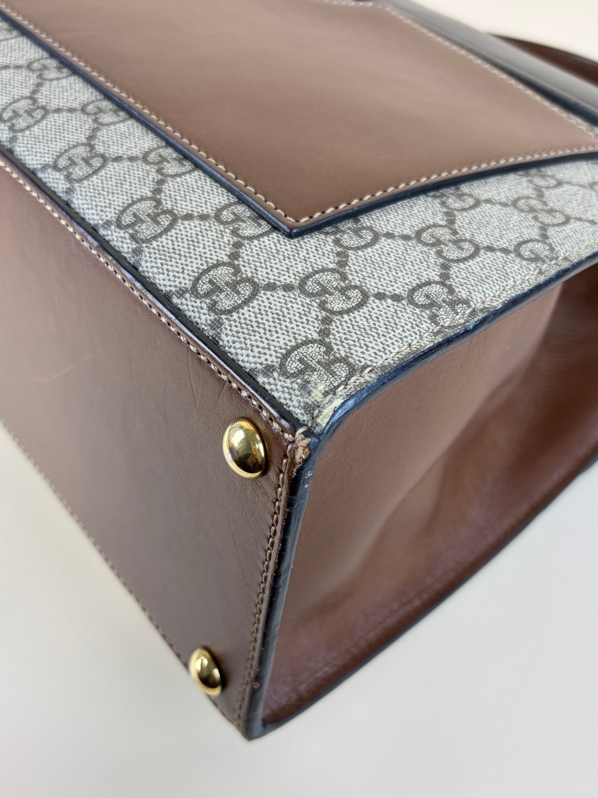 Gucci GG Supreme monogram calfskin medium Padlock Bag