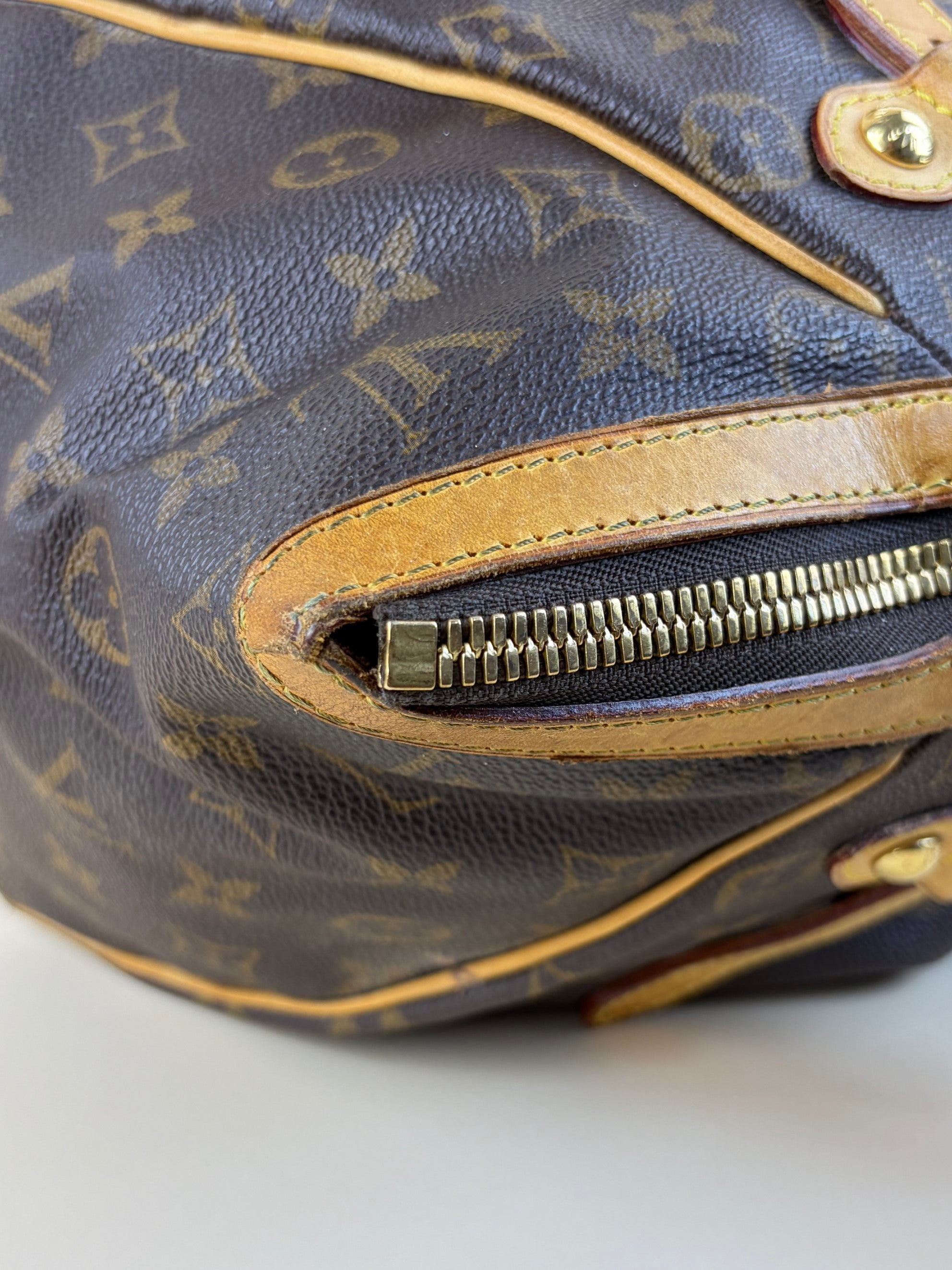 Louis Vuitton Monogram canvas Tivoli gm tote bag