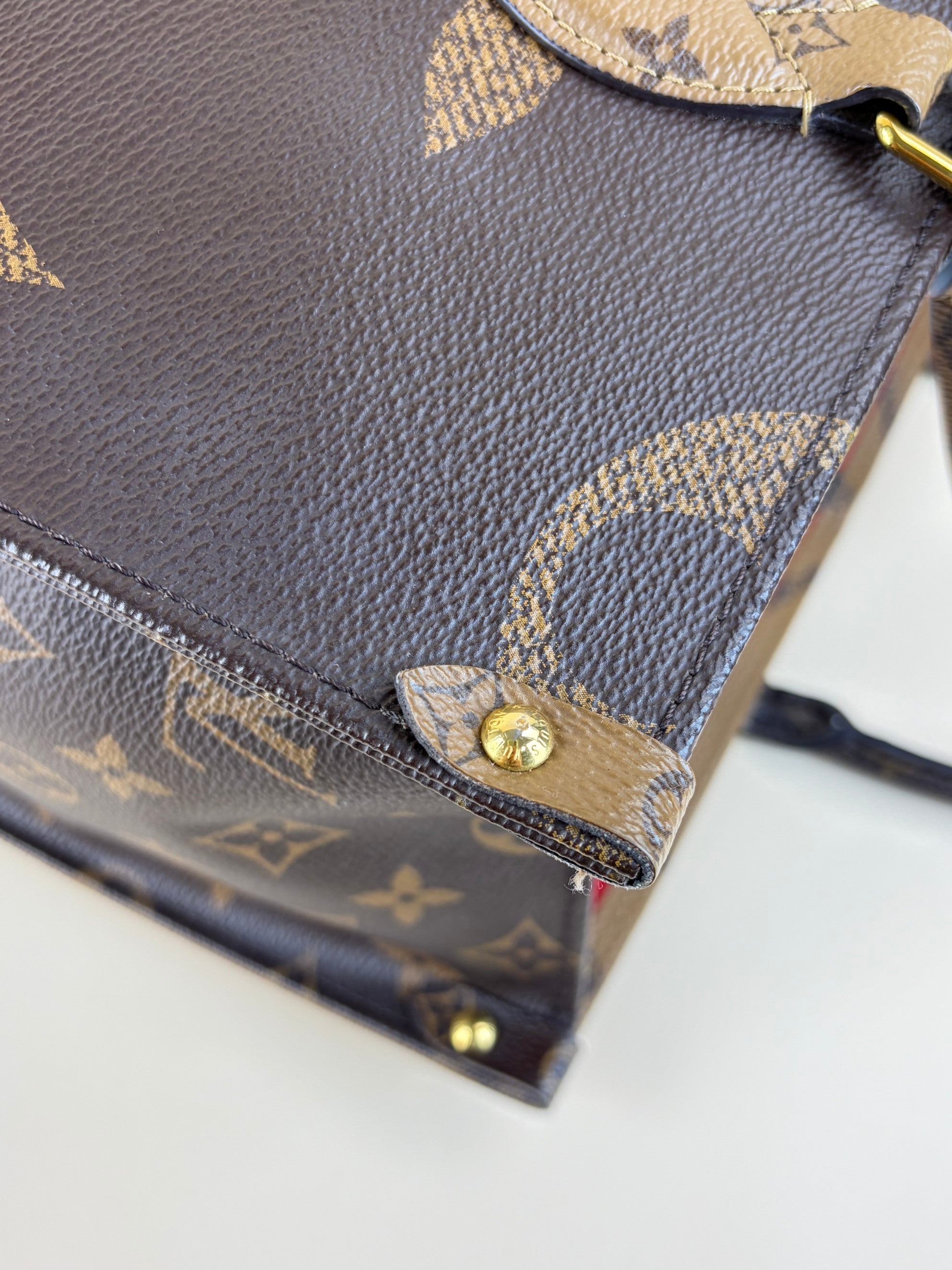 Louis Vuitton Monogram on the go mm